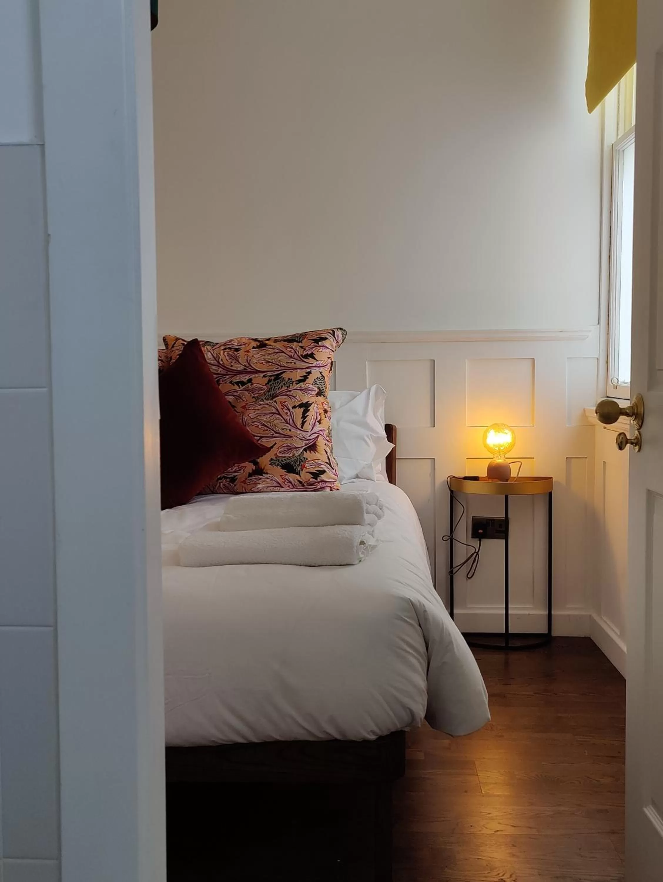 Bed in Slateford House 1770 Luxury Aparthotel by The House of Danu