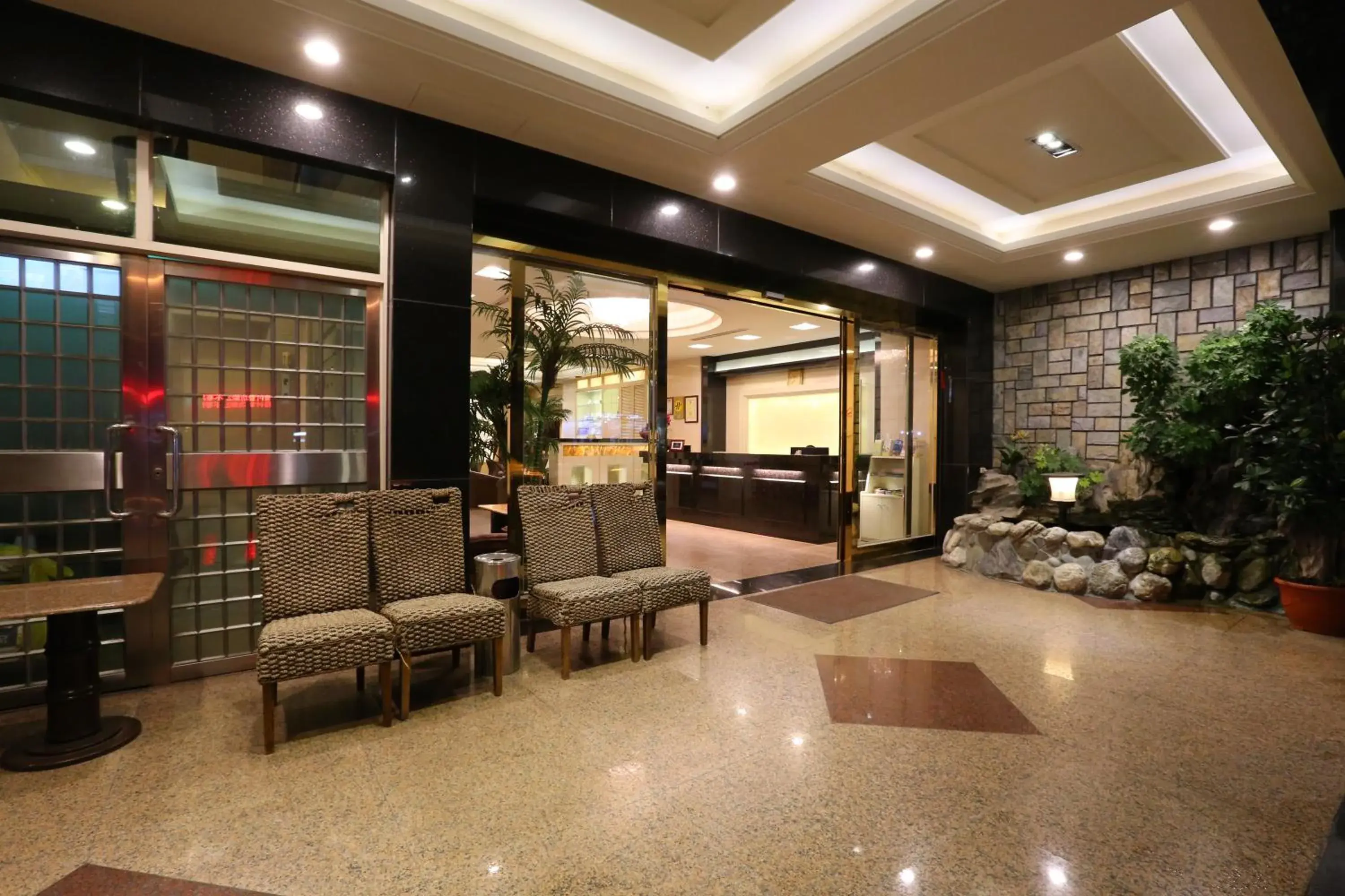 Lobby/Reception in Kai Fu Hotel