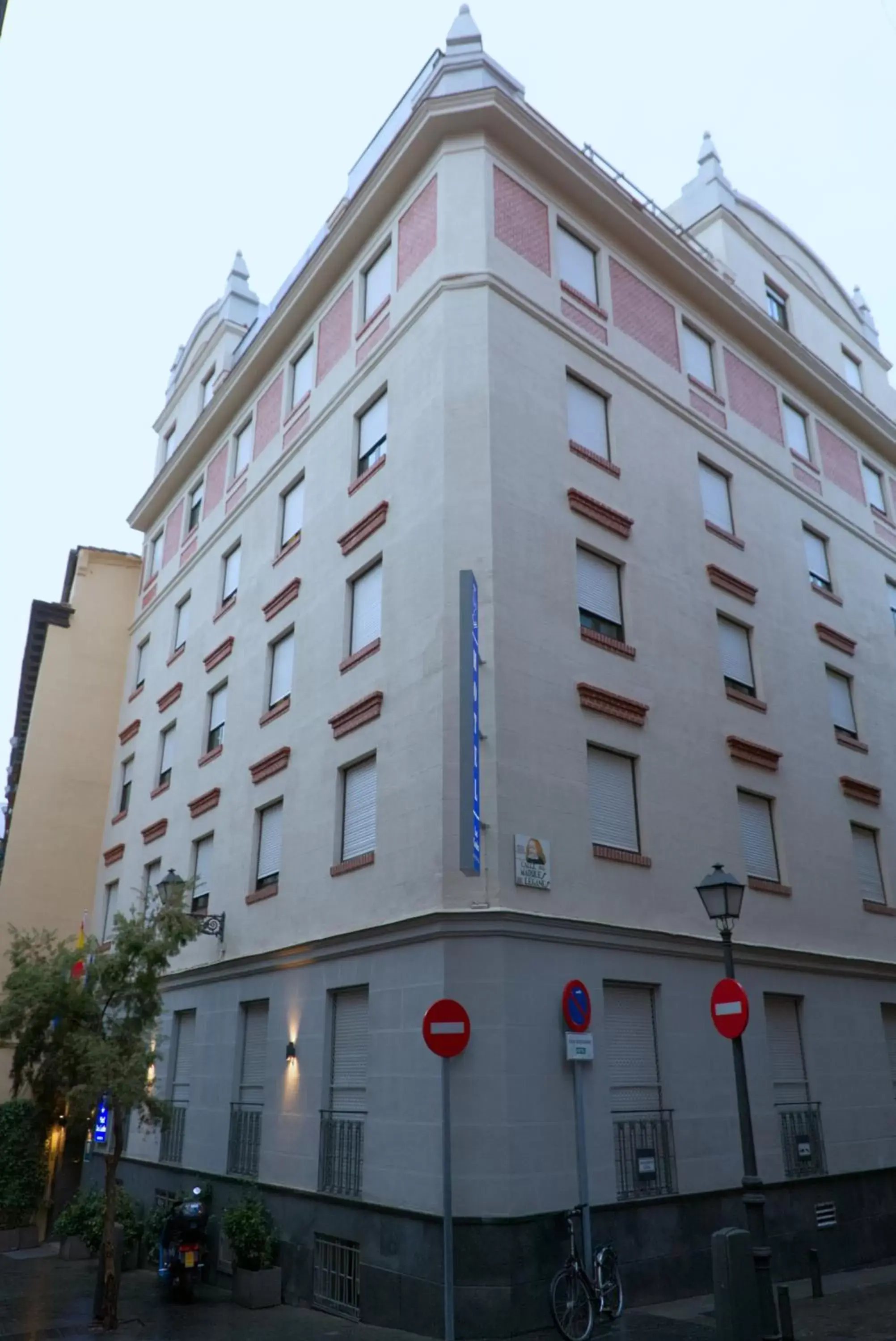 Property Building in Hotel Los Condes