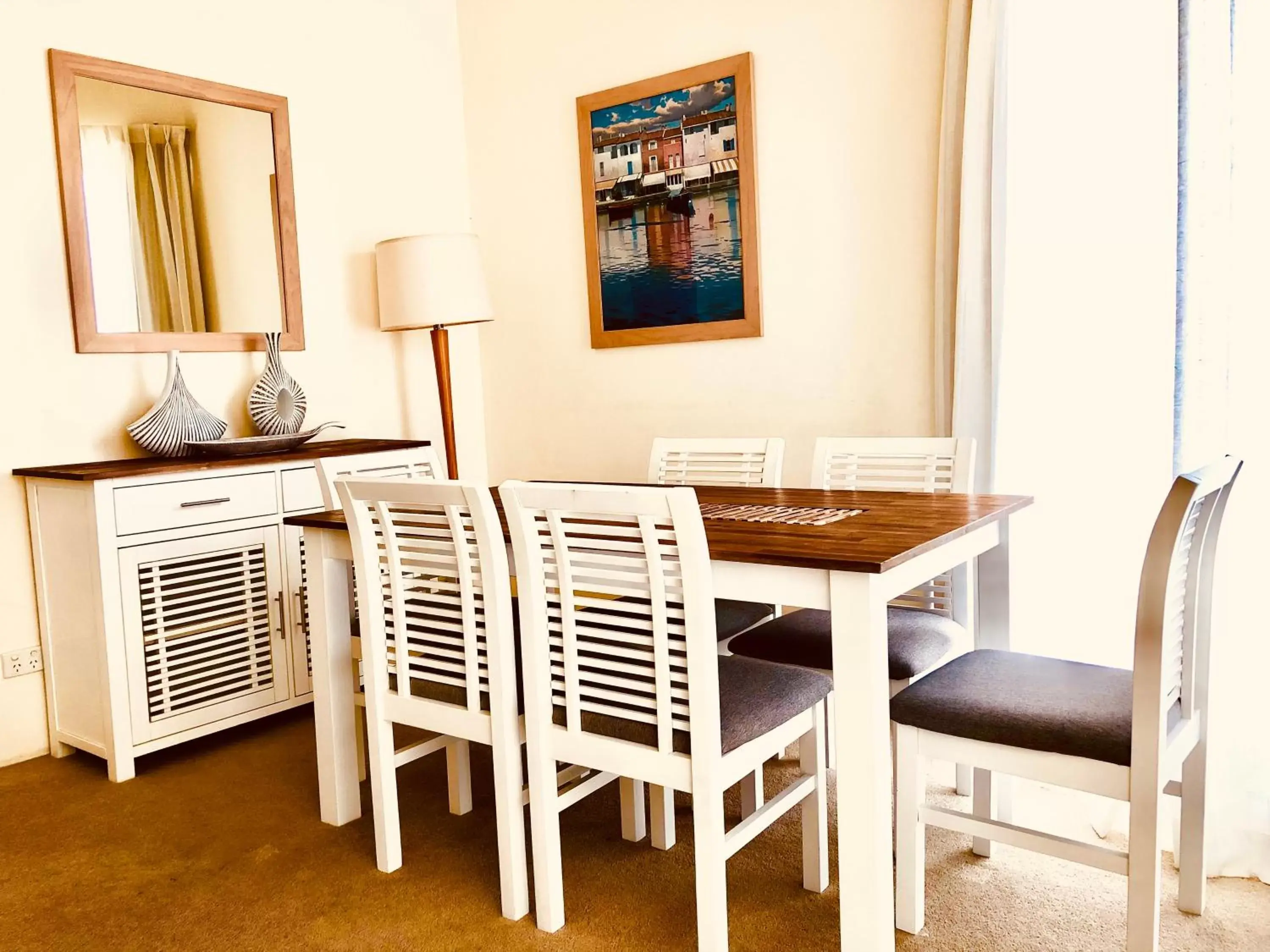 Dining Area in Boathouse Resort (Water Front)