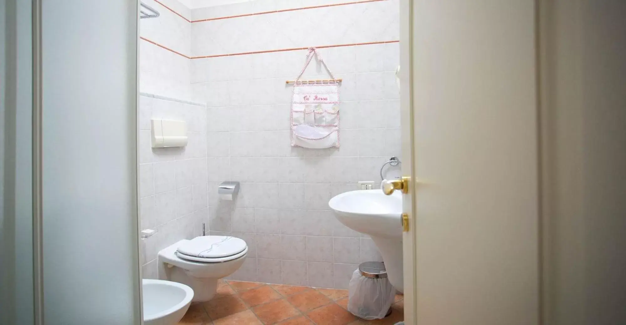 Bathroom in Locanda Ca’ Rossa