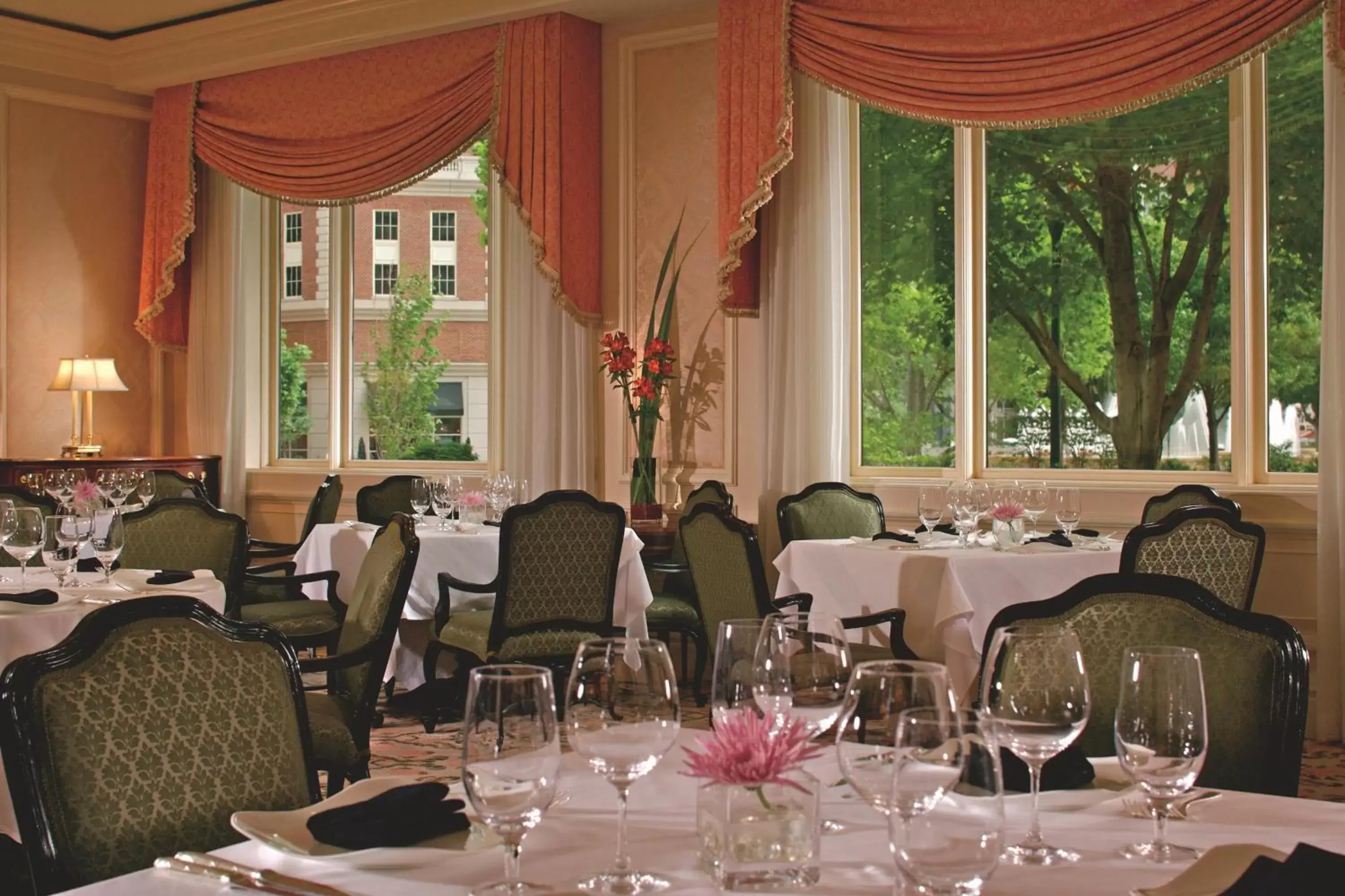 Restaurant/Places to Eat in The Ritz-Carlton, St. Louis