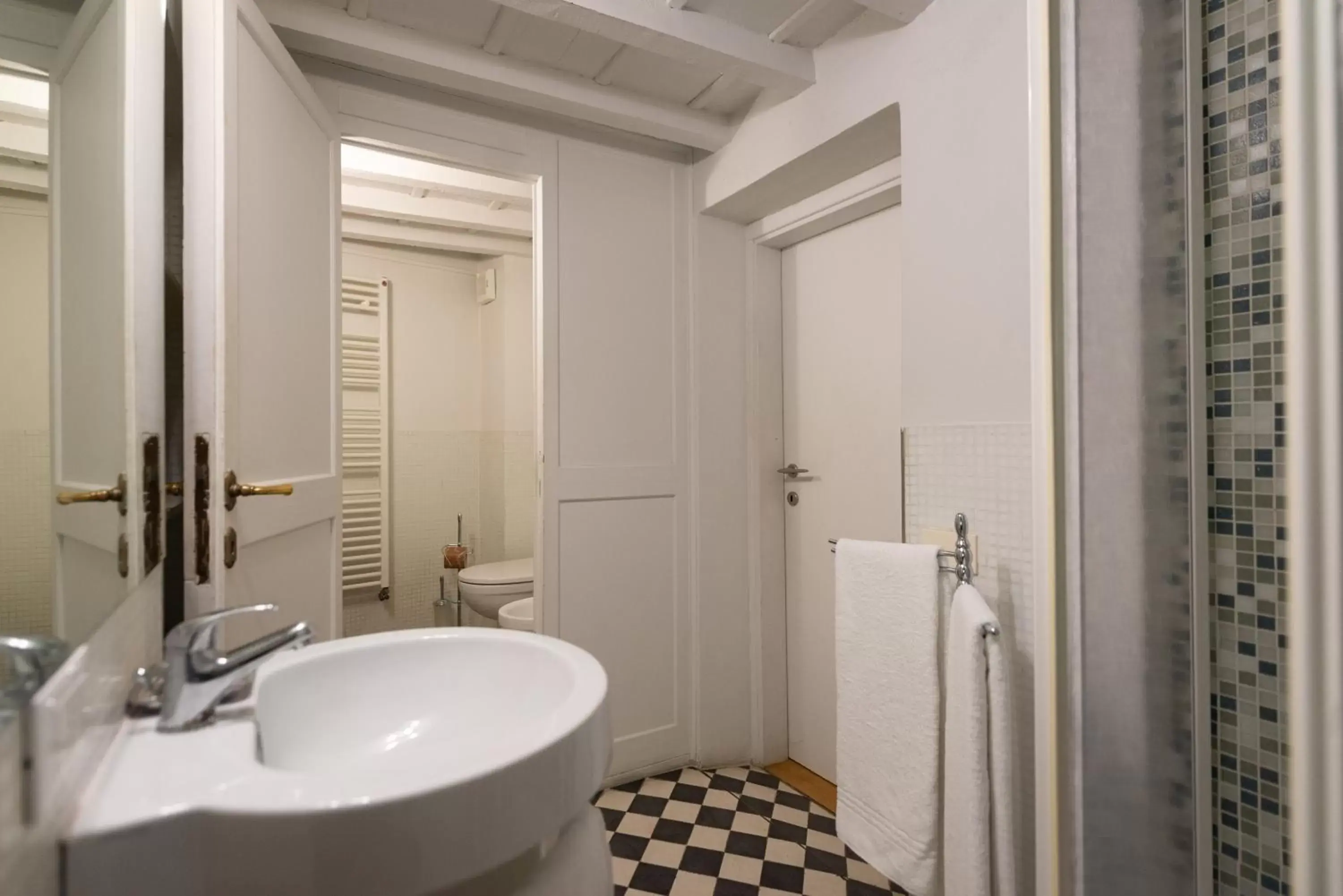 Bathroom in Corte Dei Neri