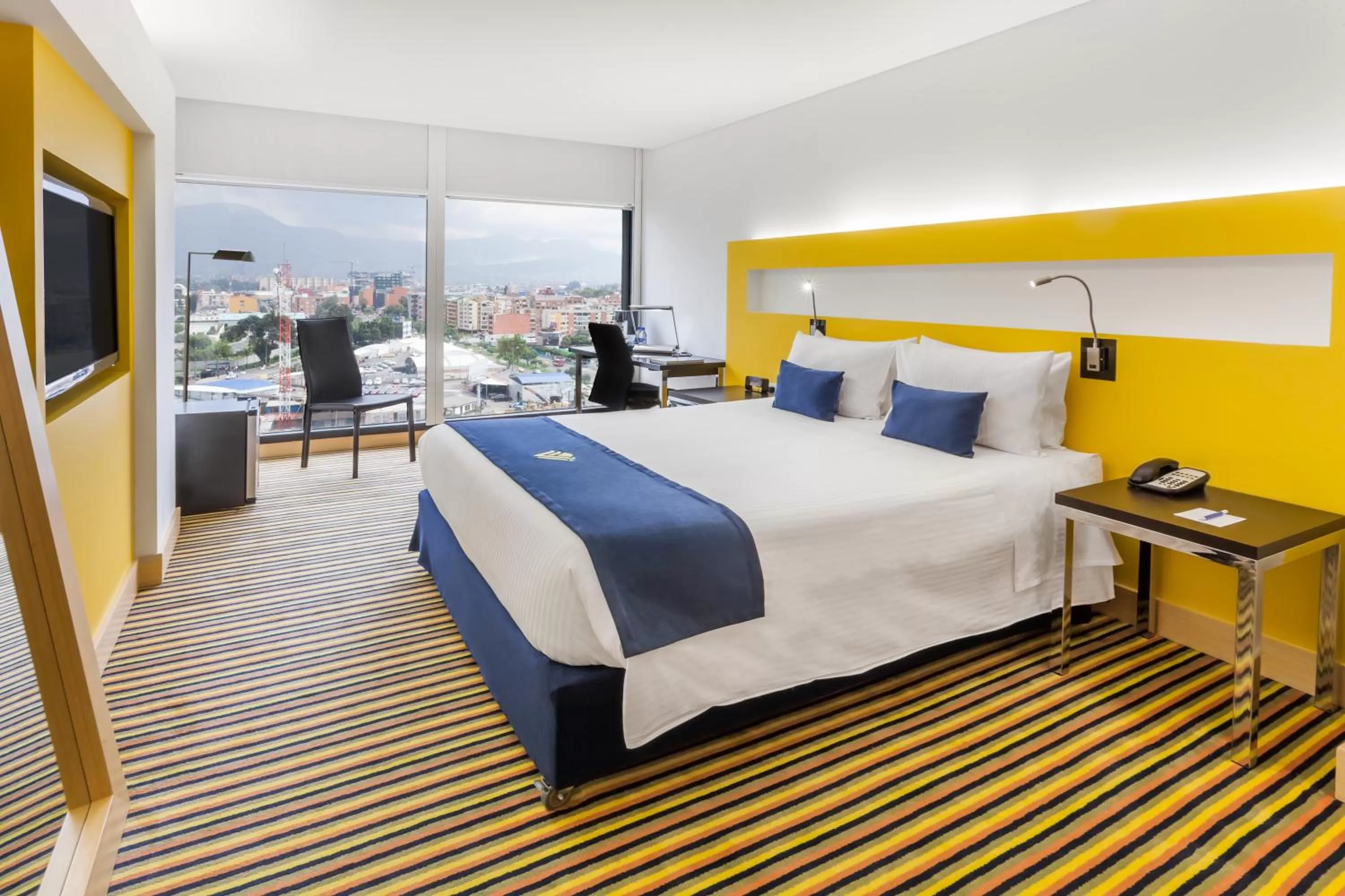 Bedroom, Bed in Wyndham Bogota
