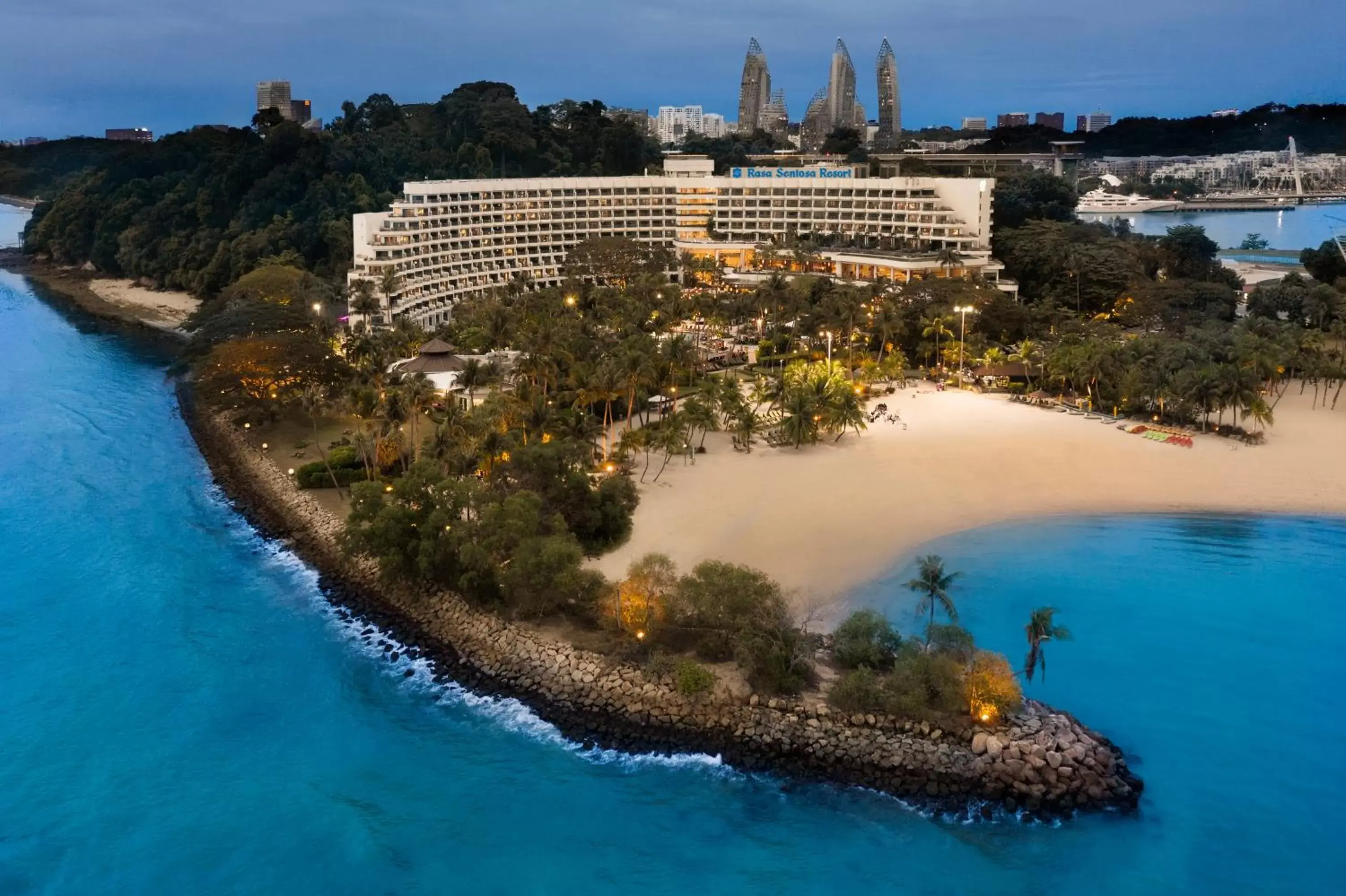 Facade/entrance, Bird's-eye View in Shangri-La Rasa Sentosa, Singapore