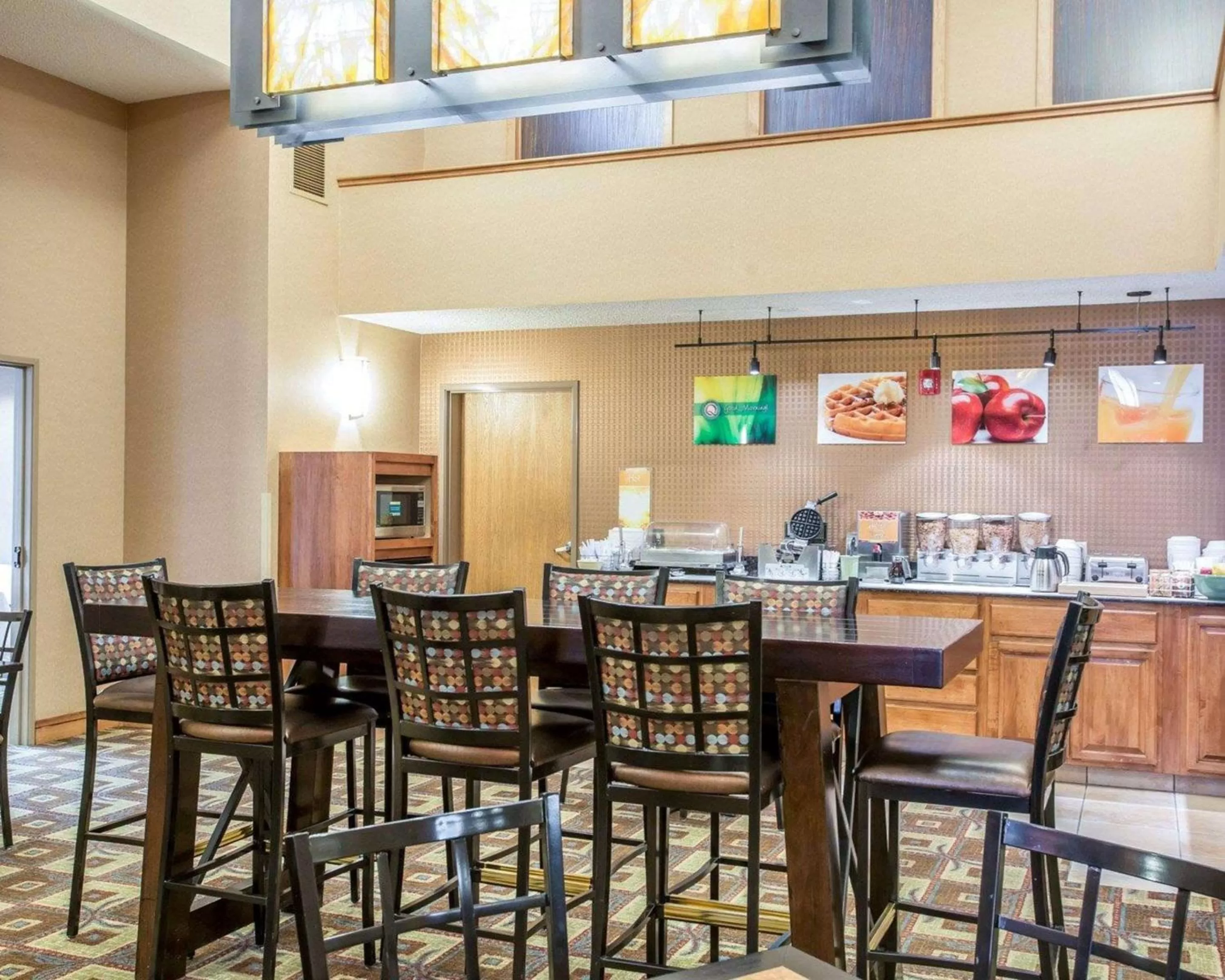 Restaurant/places to eat in Quality Inn & Suites Casper near Event Center