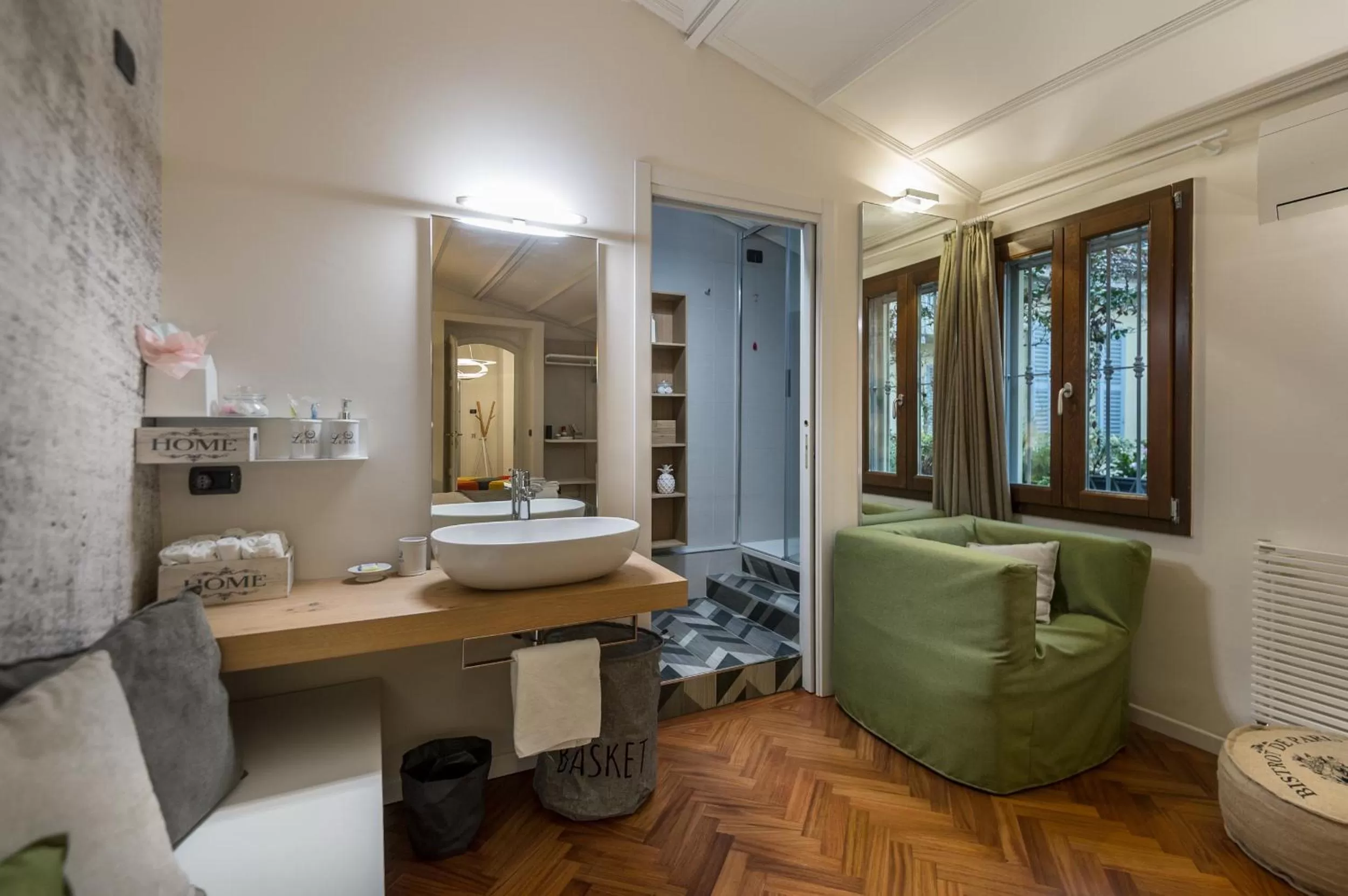 Decorative detail in Moscova Luxury B&B