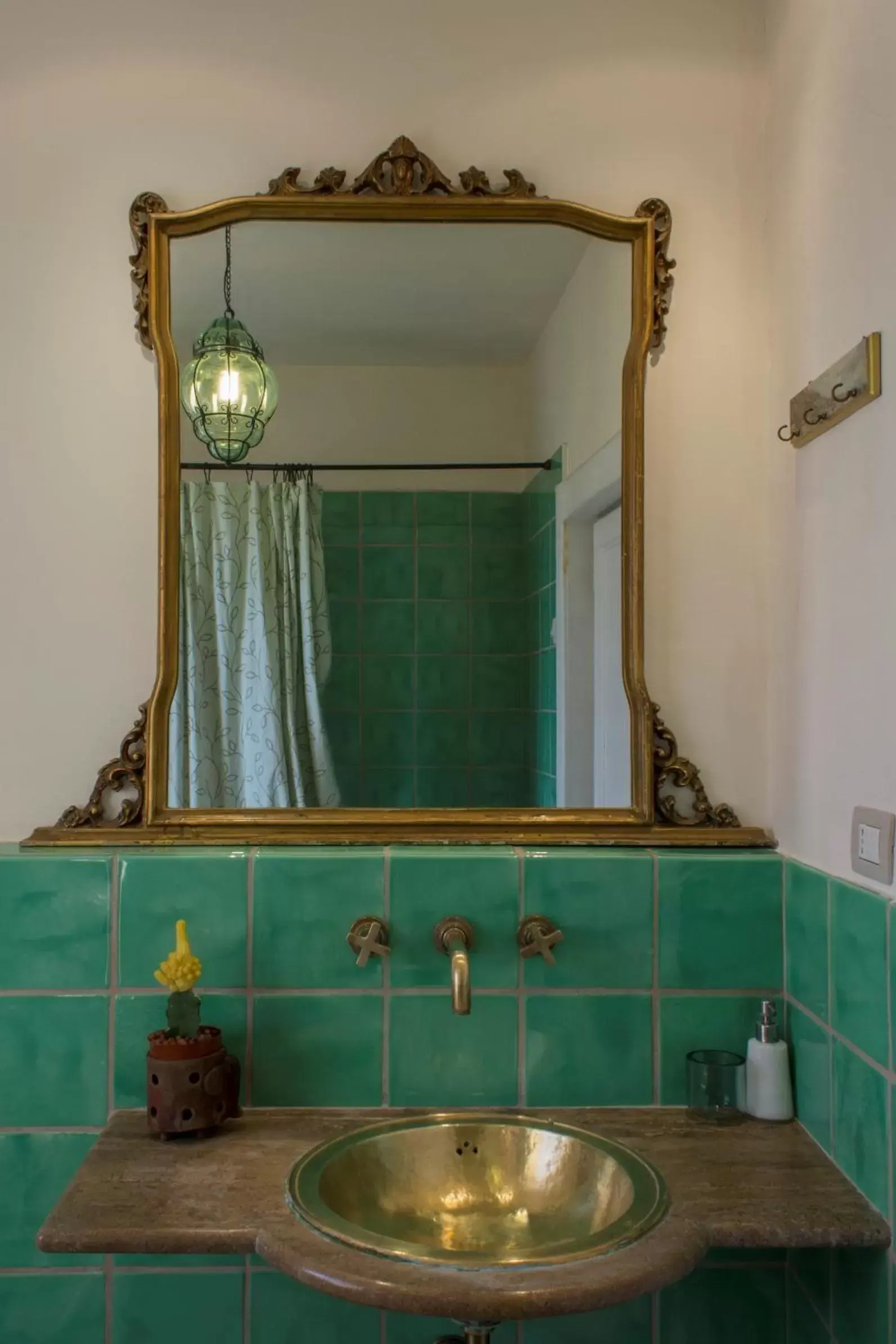 Bathroom in Cerasiello