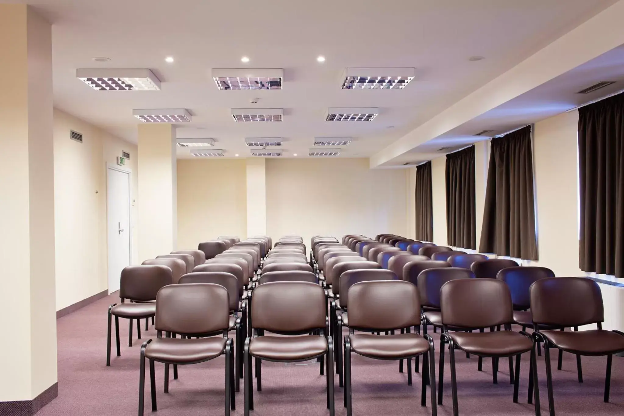 Meeting/conference room in Park Hotel Porto Valongo