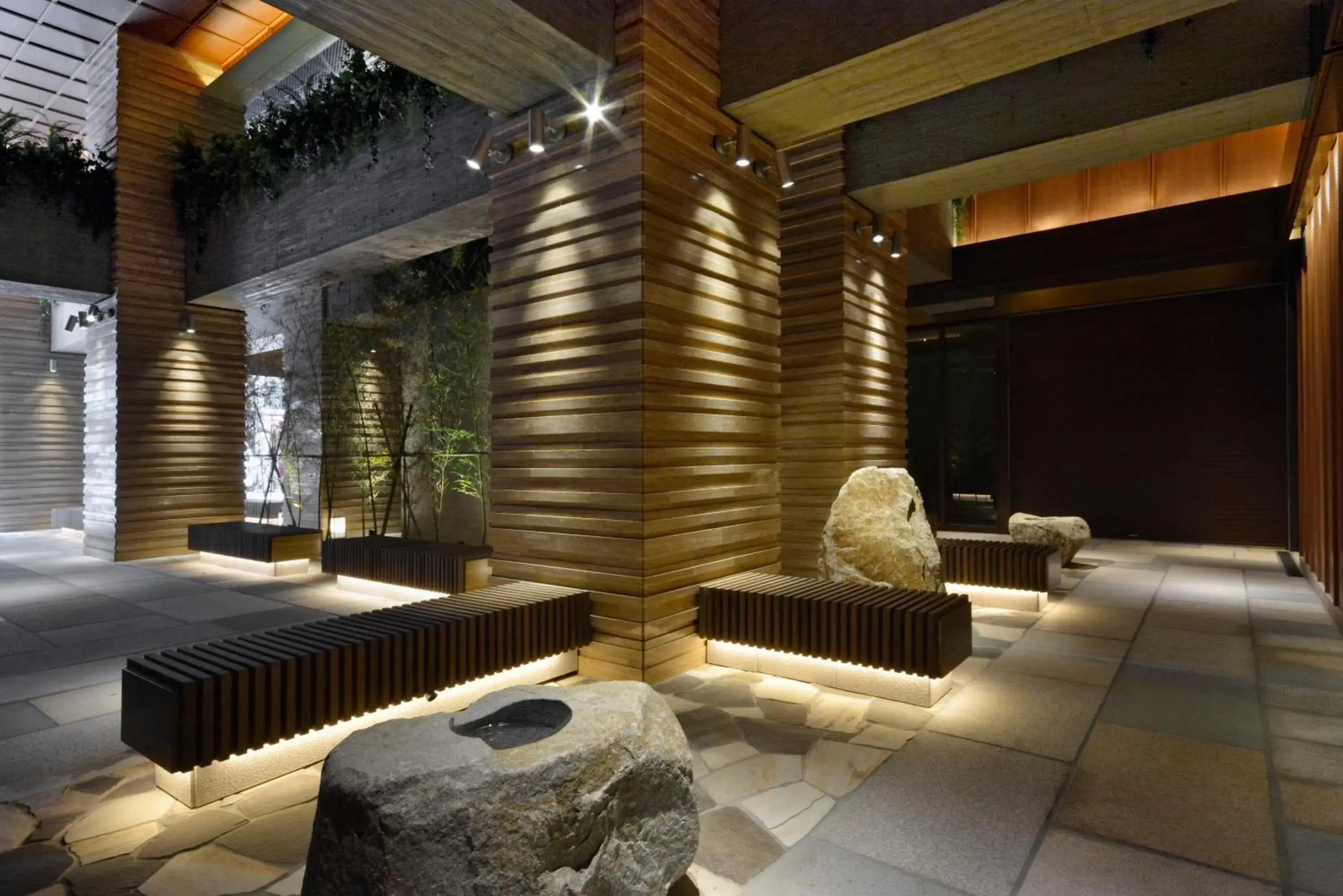 Lobby or reception in HOTEL HILLARYS Akasaka