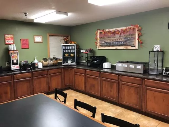 Continental breakfast in Governors Inn a Travelodge by Wyndham