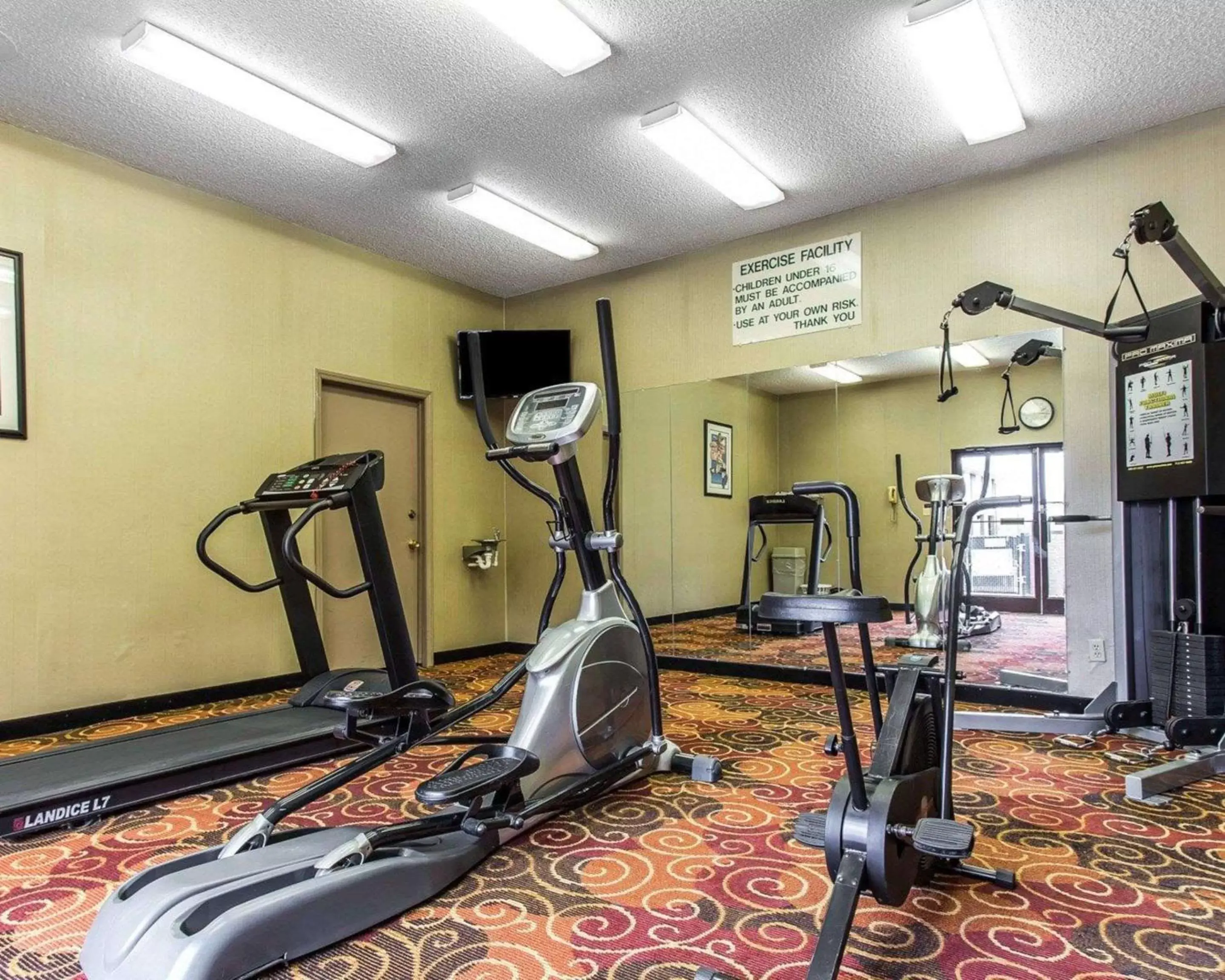 Fitness centre/facilities, Fitness Center/Facilities in Quality Suites Convention Center - Hickory