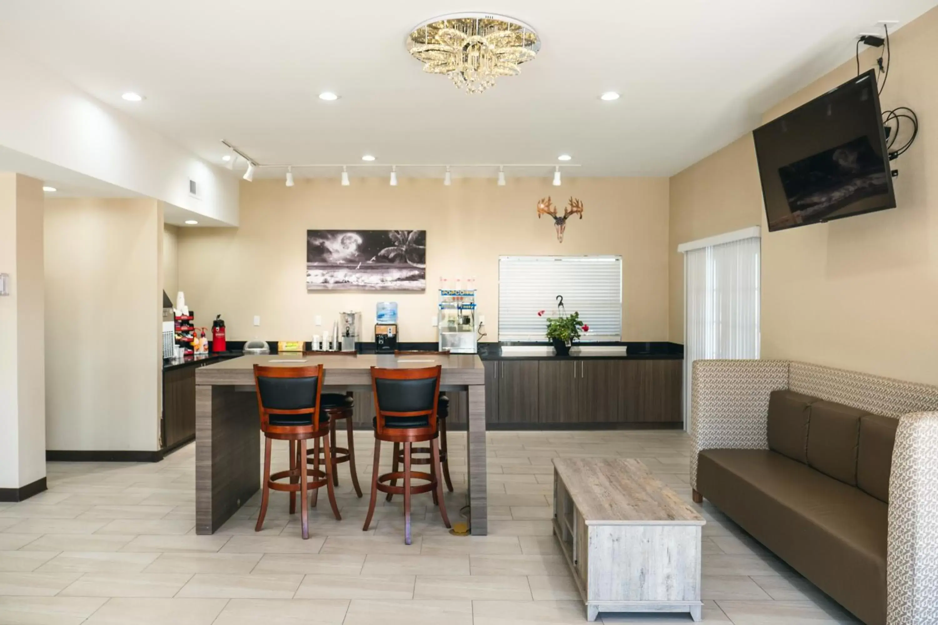 Dining Area in Baymont by Wyndham Fort Stockton 