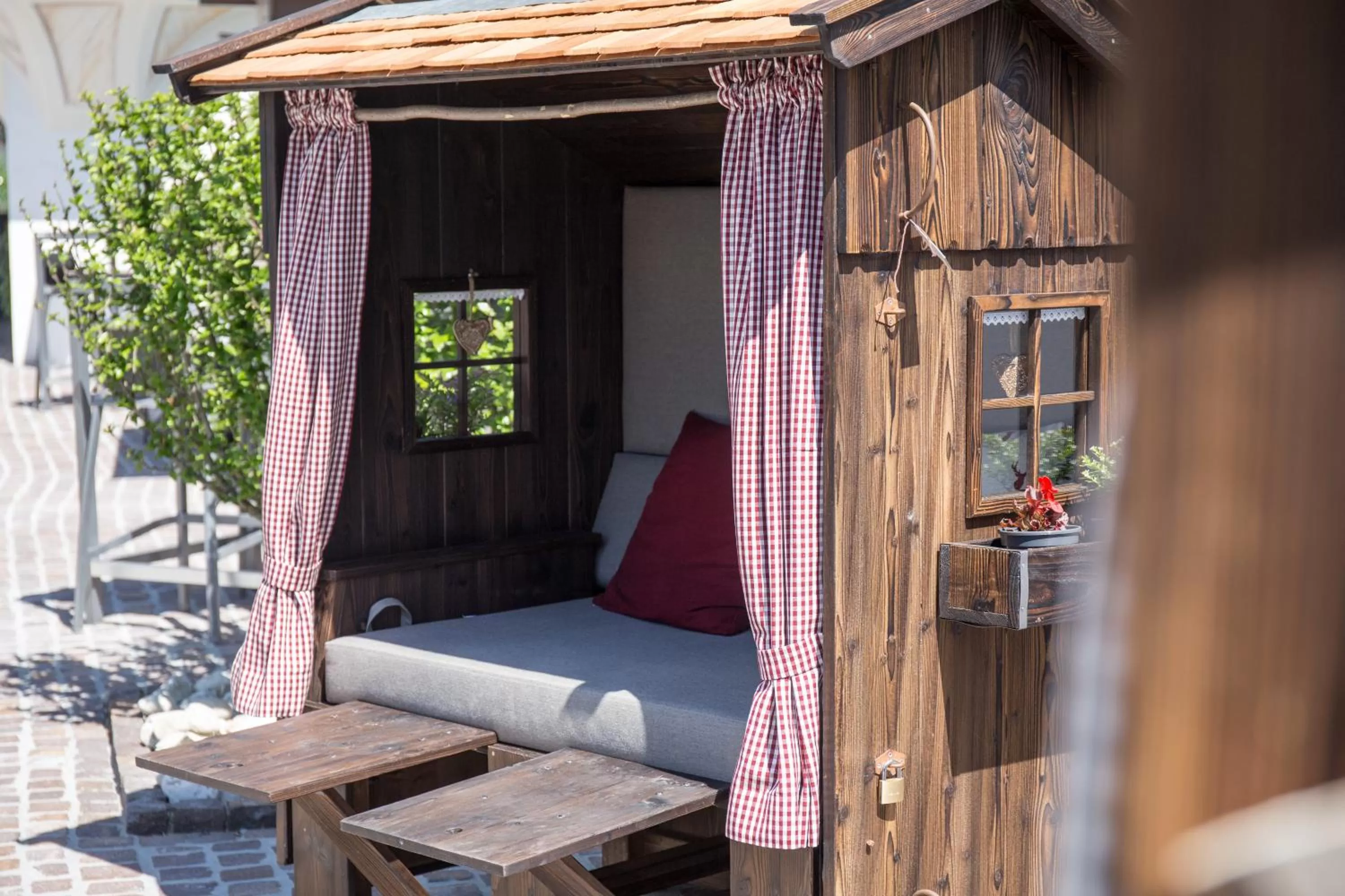 Property building in Hotel Zugspitze