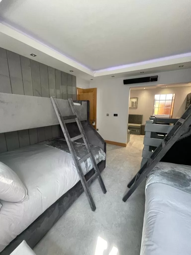 Belvedere Aparthotel - 83 Mount Pleasant