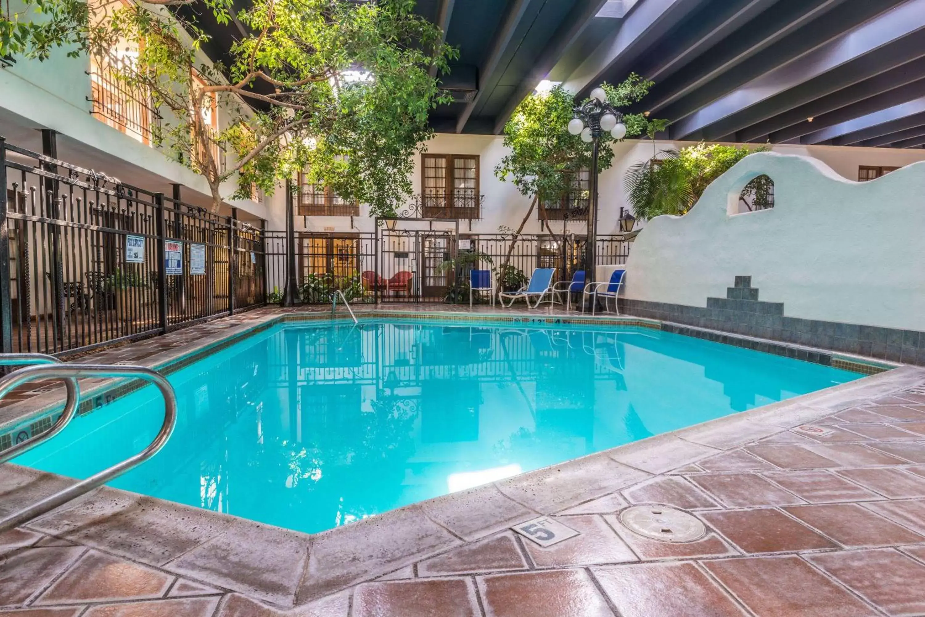 Pool view, Swimming Pool in Ramada by Wyndham Las Cruces Hotel & Conference Center