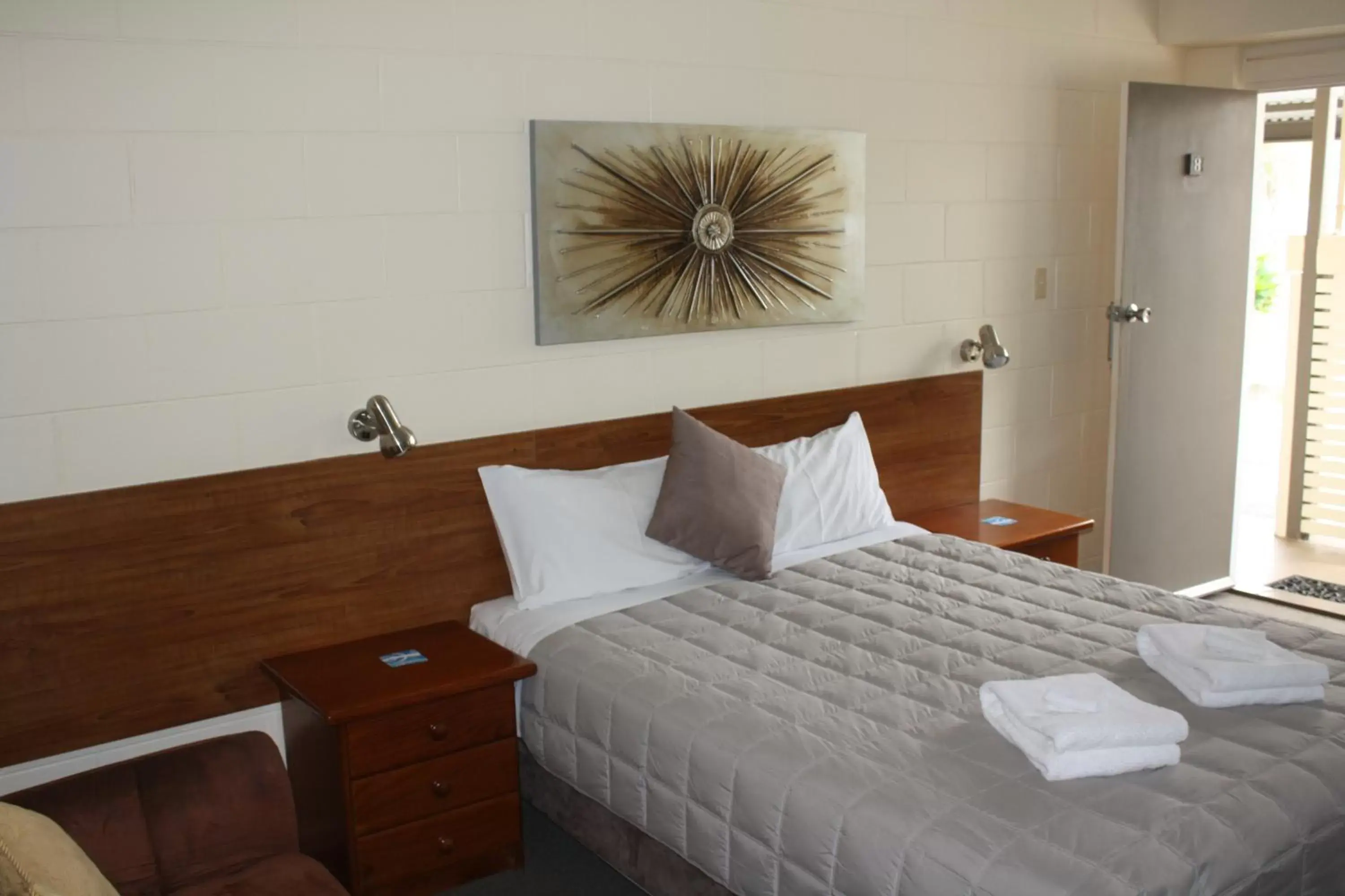 Bedroom, Bed in Waterview Motel Maclean