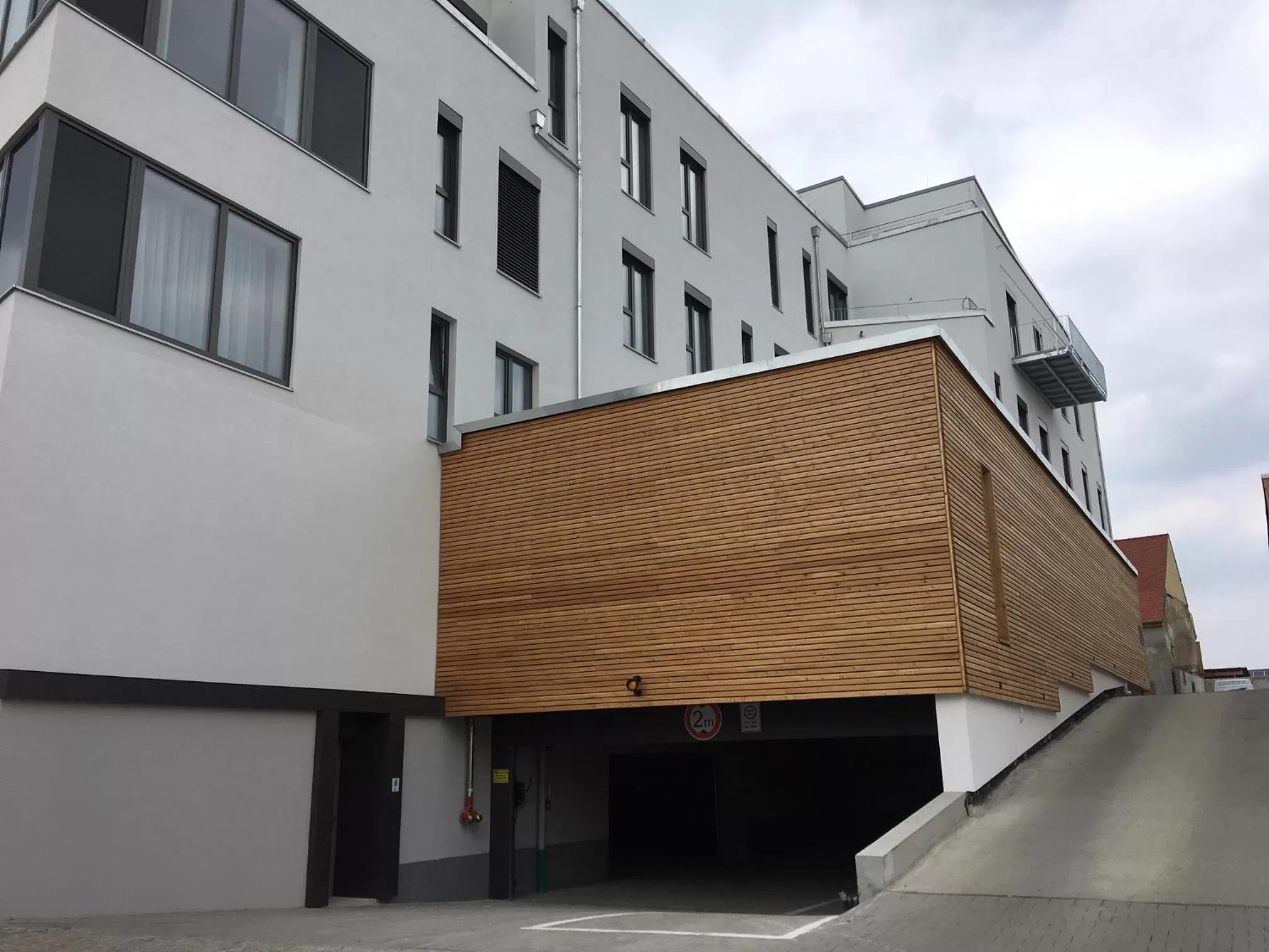 Facade/entrance in SleepySleepy Hotel Dillingen