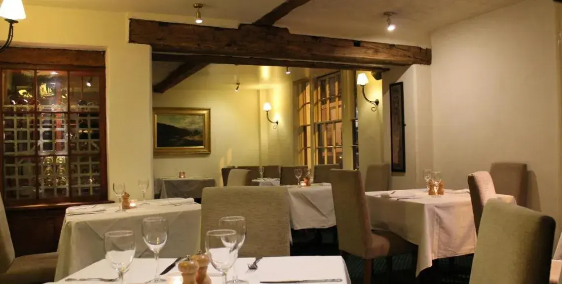 Restaurant/Places to Eat in The Rugby Hotel