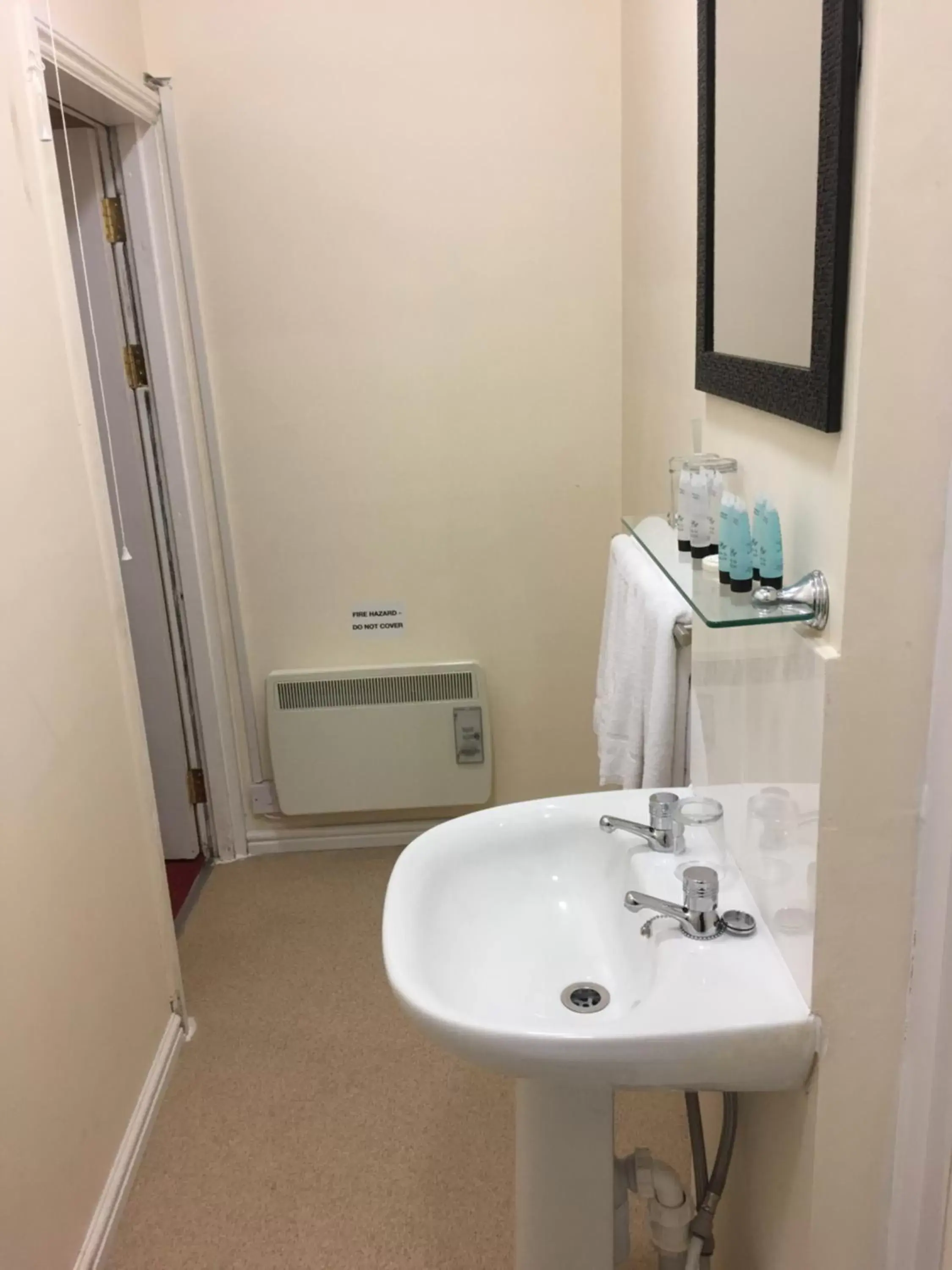 Bathroom in ML Lodge