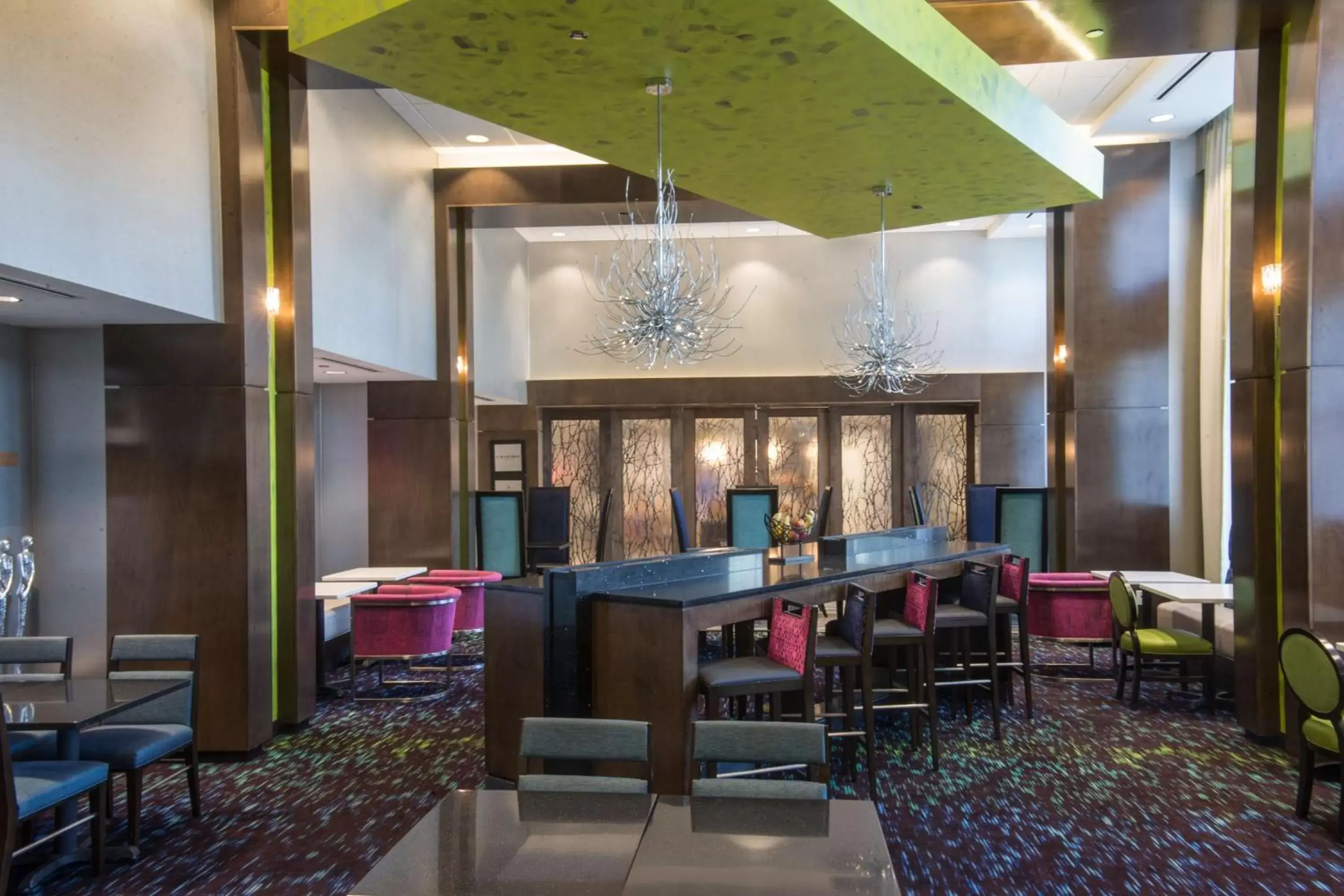 Lobby or reception, Lounge/Bar in Hampton Inn & Suites Charlotte/Ballantyne, Nc