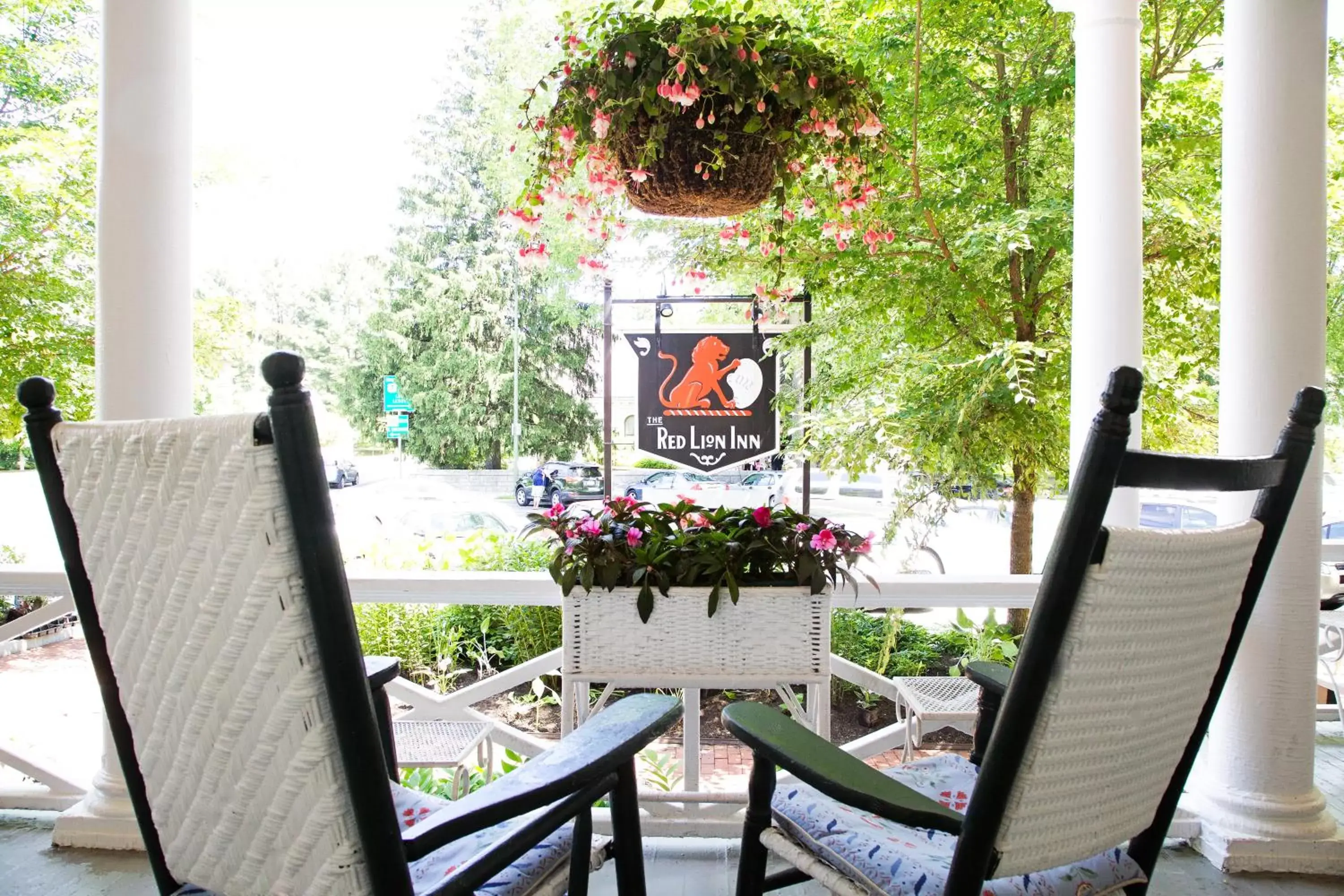 Patio in The Red Lion Inn