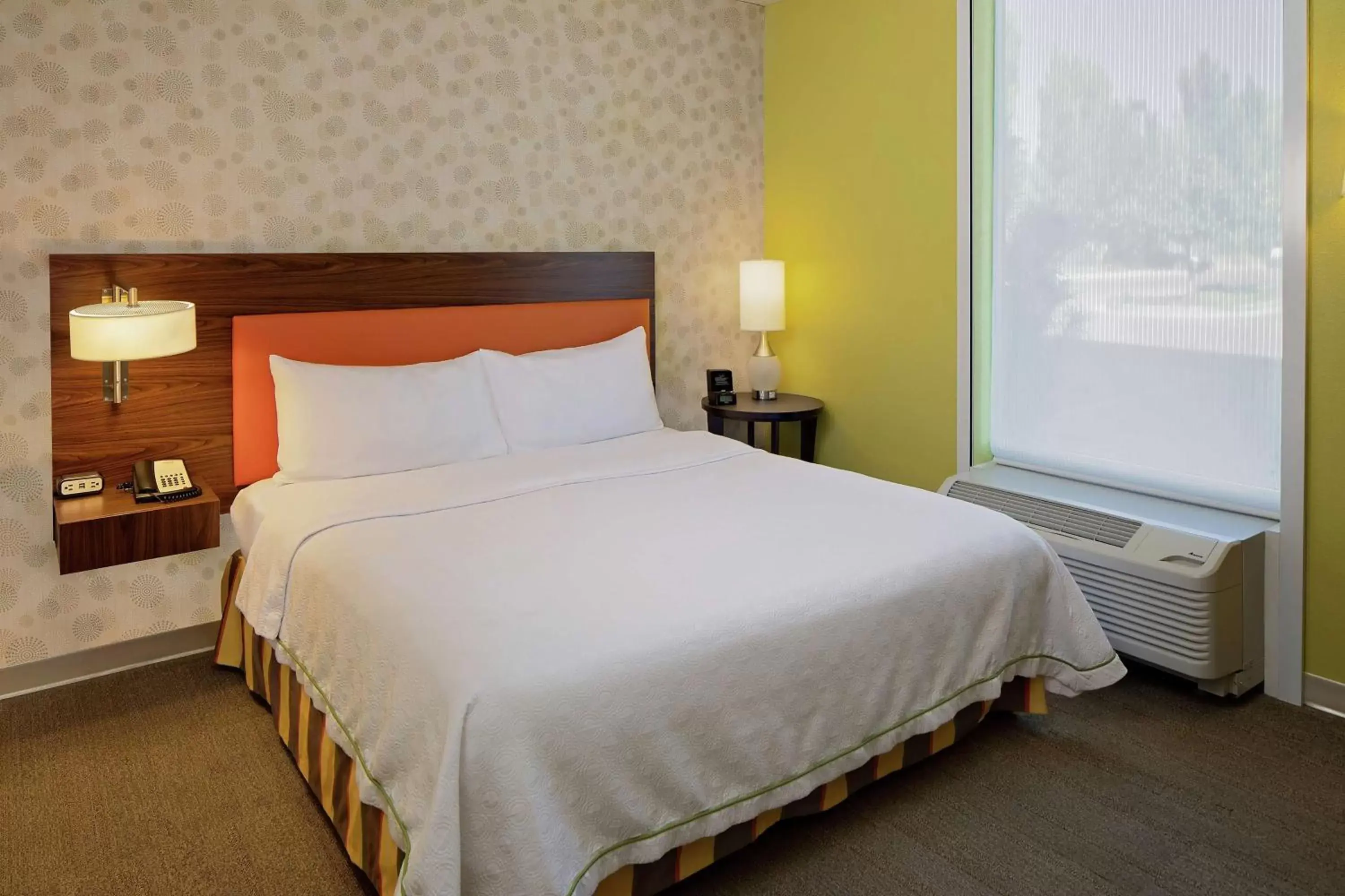 Bed in Home2 Suites by Hilton Salt Lake City / South Jordan