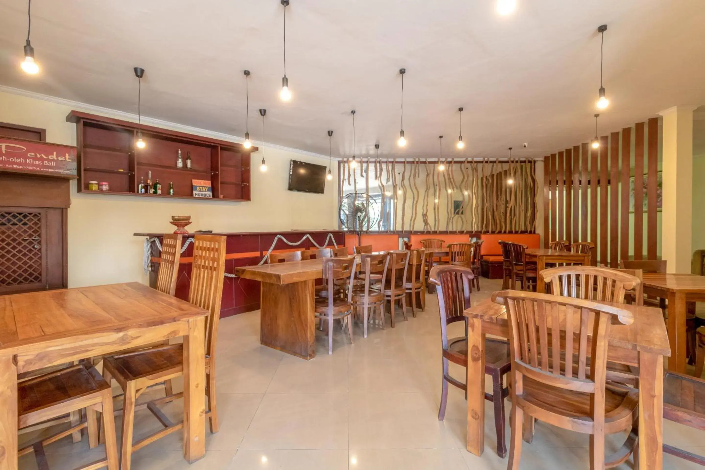 Restaurant/Places to Eat in SUPER OYO Flagship 2688 Guntur Hotel