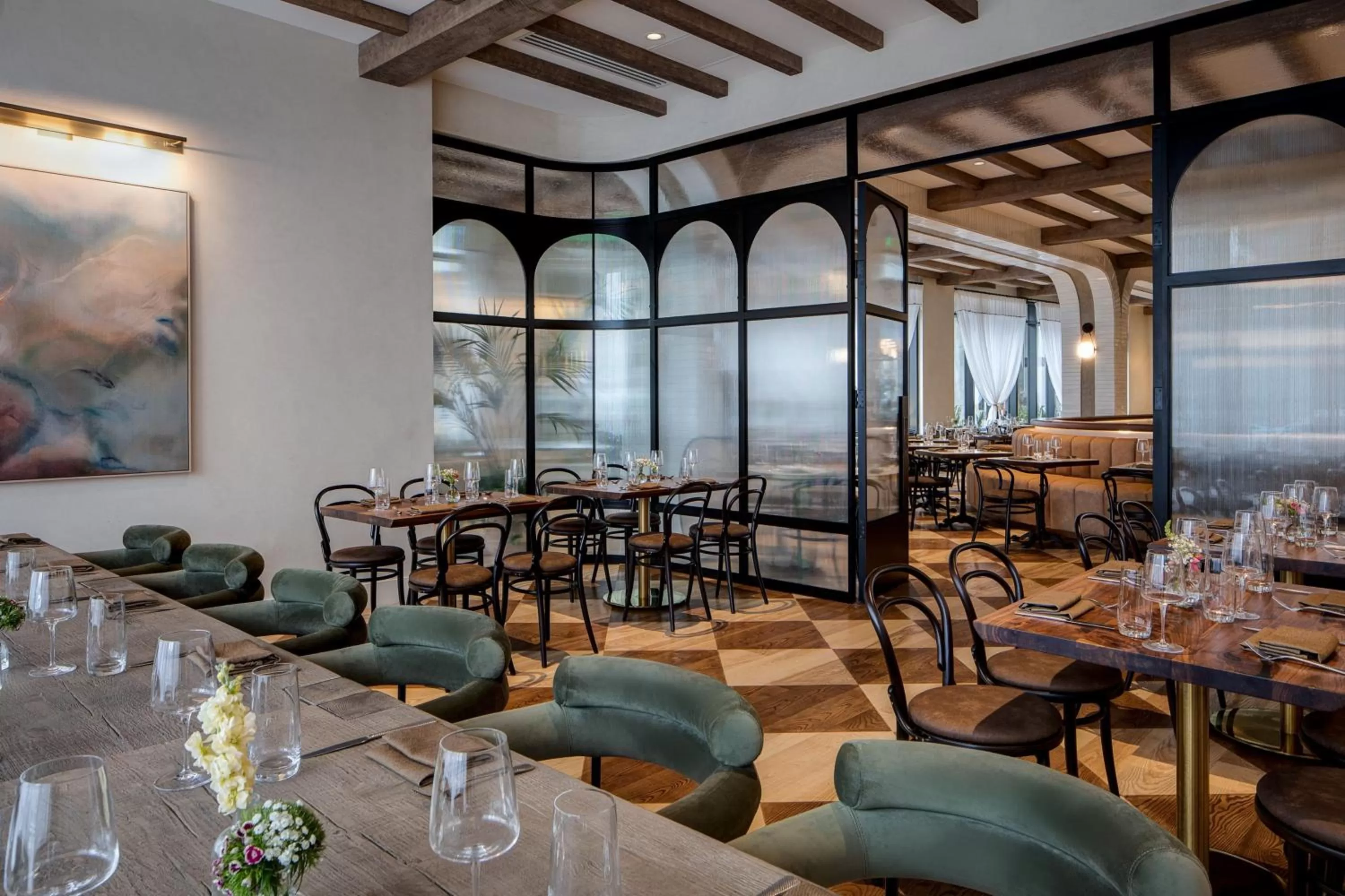 Restaurant/places to eat in Le Meridien Salt Lake City Downtown