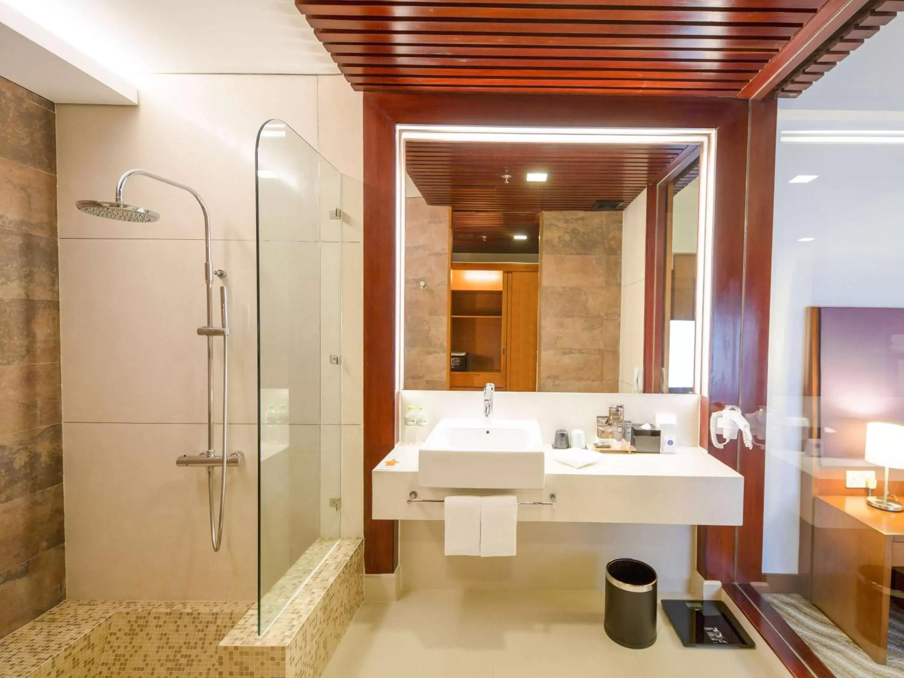 Bathroom in Hotel Novotel Nha Trang