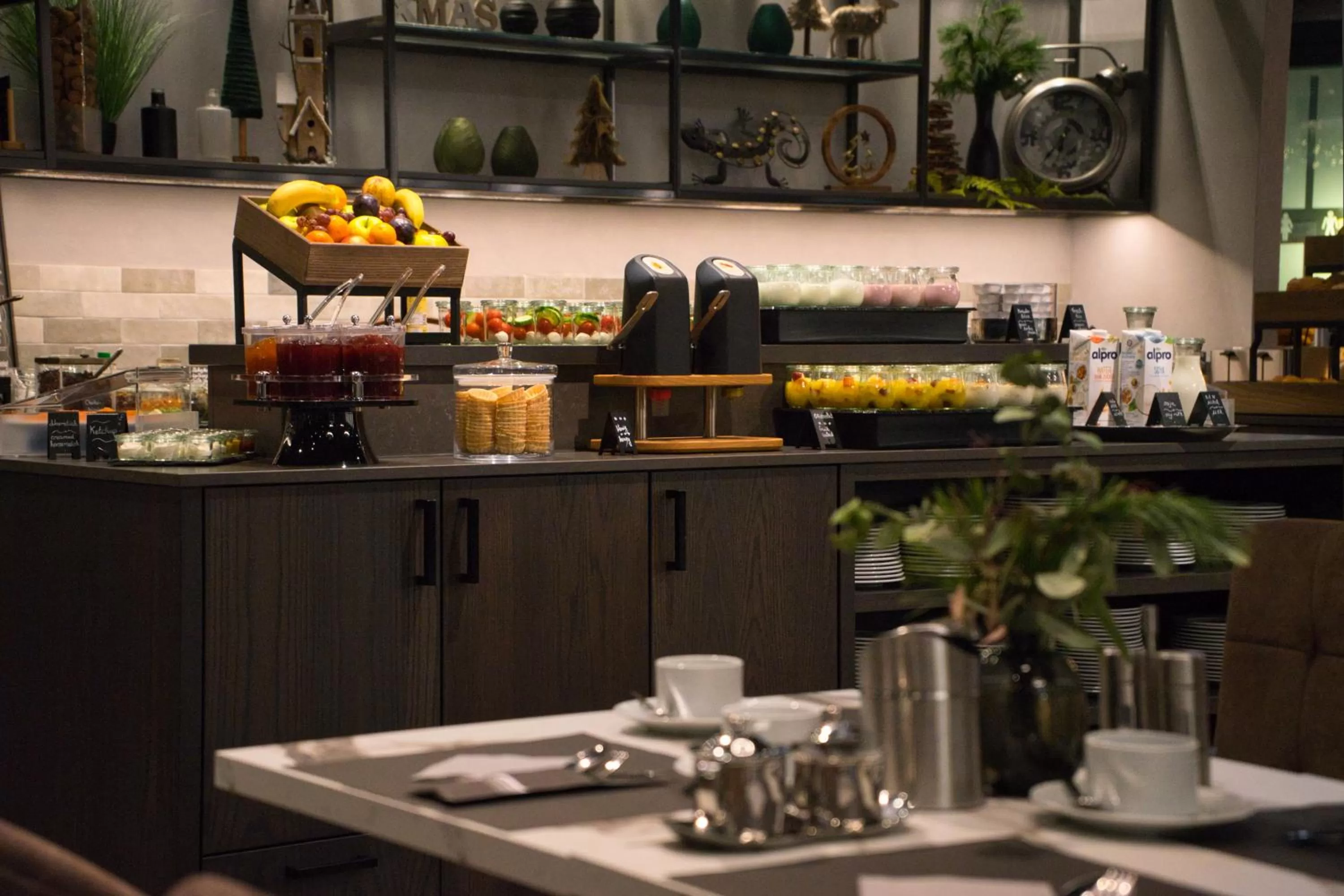 Breakfast in Best Western Plus Hotel Regence