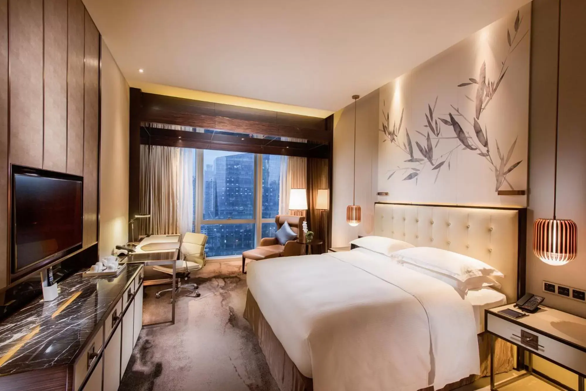 Bed in Hilton Shenzhen Futian, Metro Station at Hotel Front Door, Close to Futian Convention & Exhibition Center