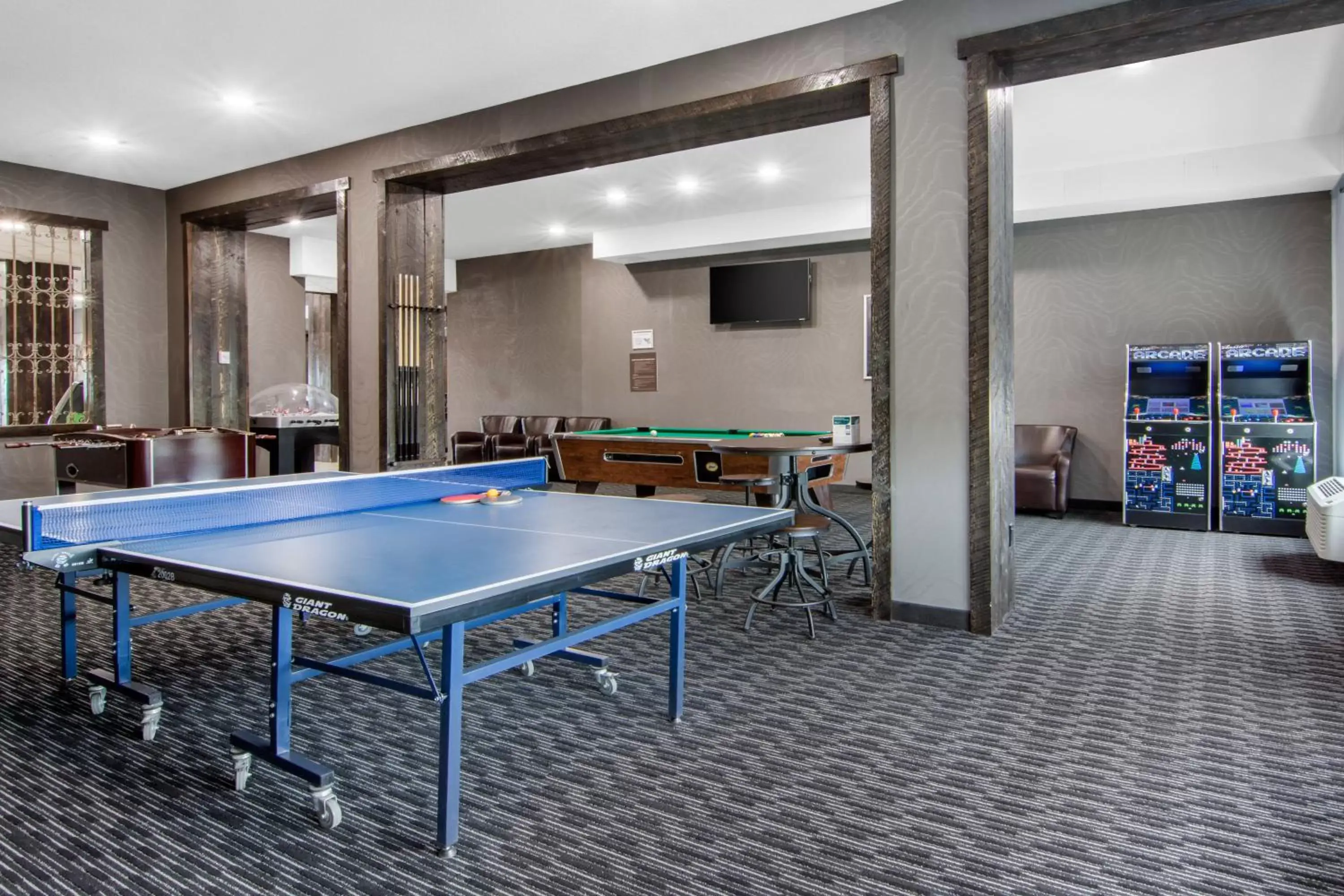 Table Tennis in Comfort Inn & Suites