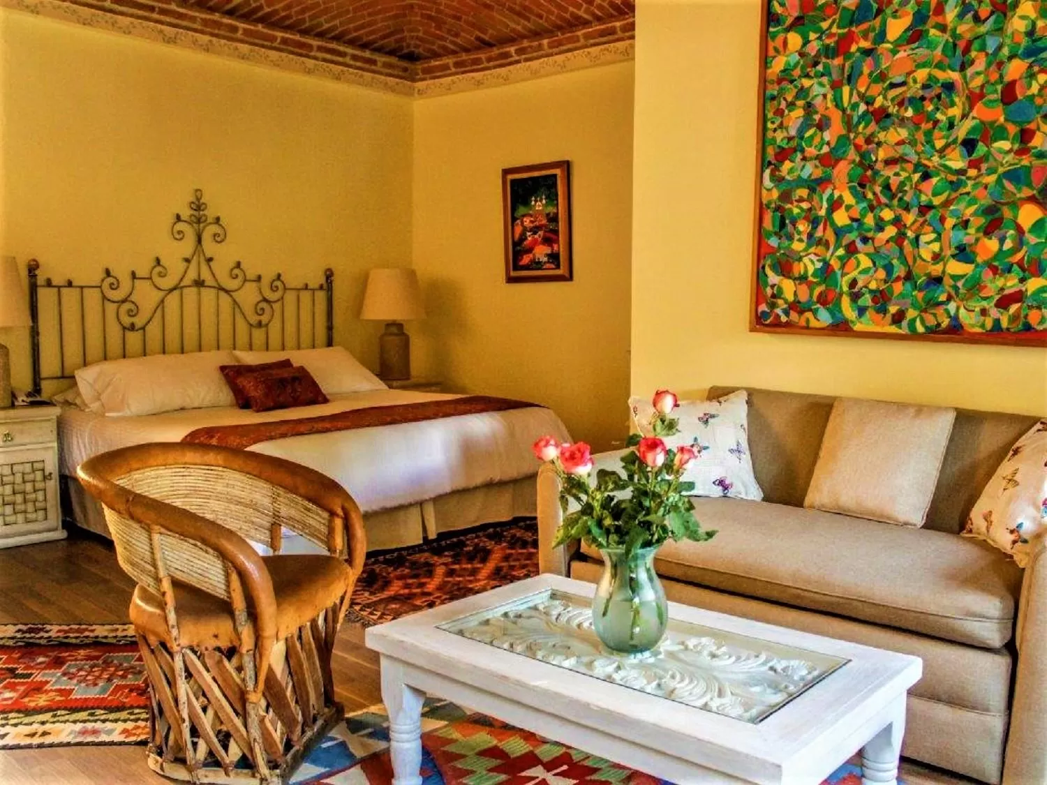 Photo of the whole room, Bed in Villa Mirasol