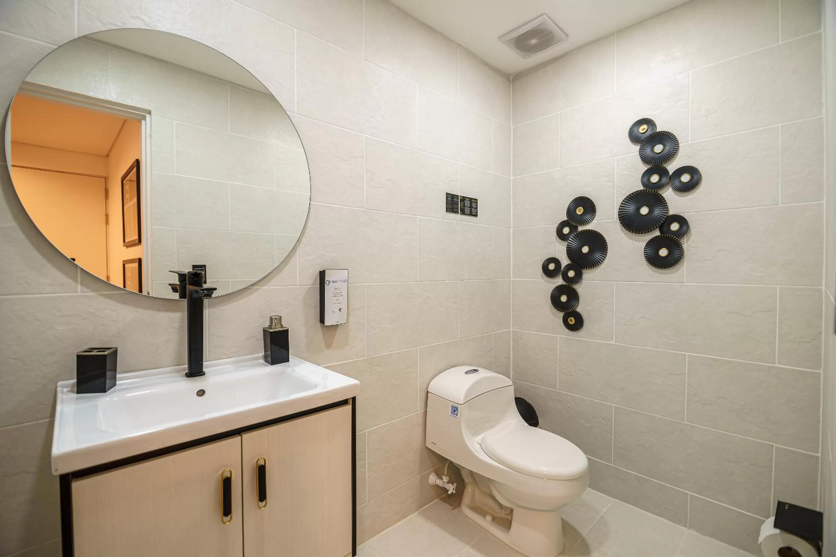 Bathroom in First Class Hotel