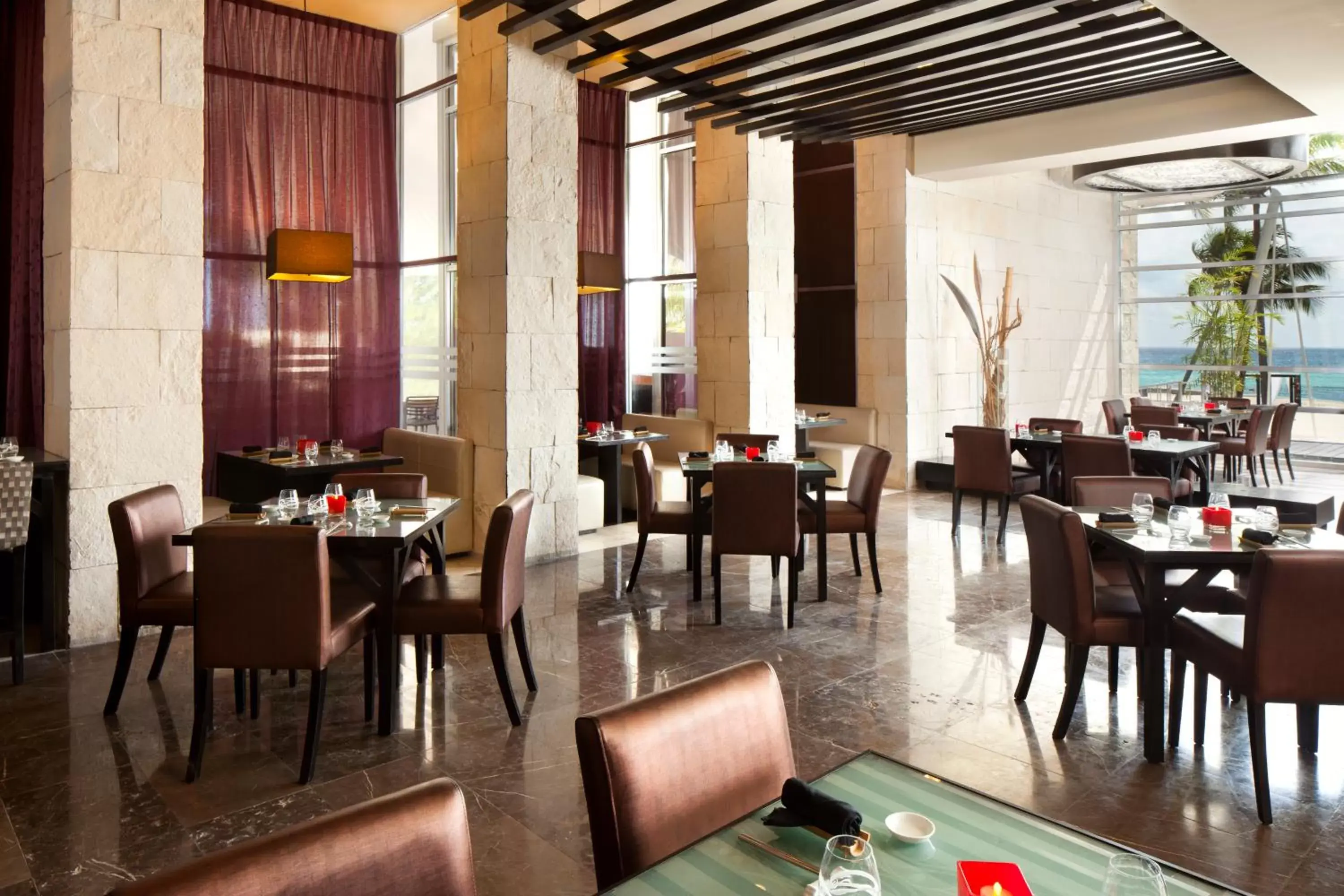 Restaurant/Places to Eat in The Fives Beach Hotel & Residences - All Senses Inclusive