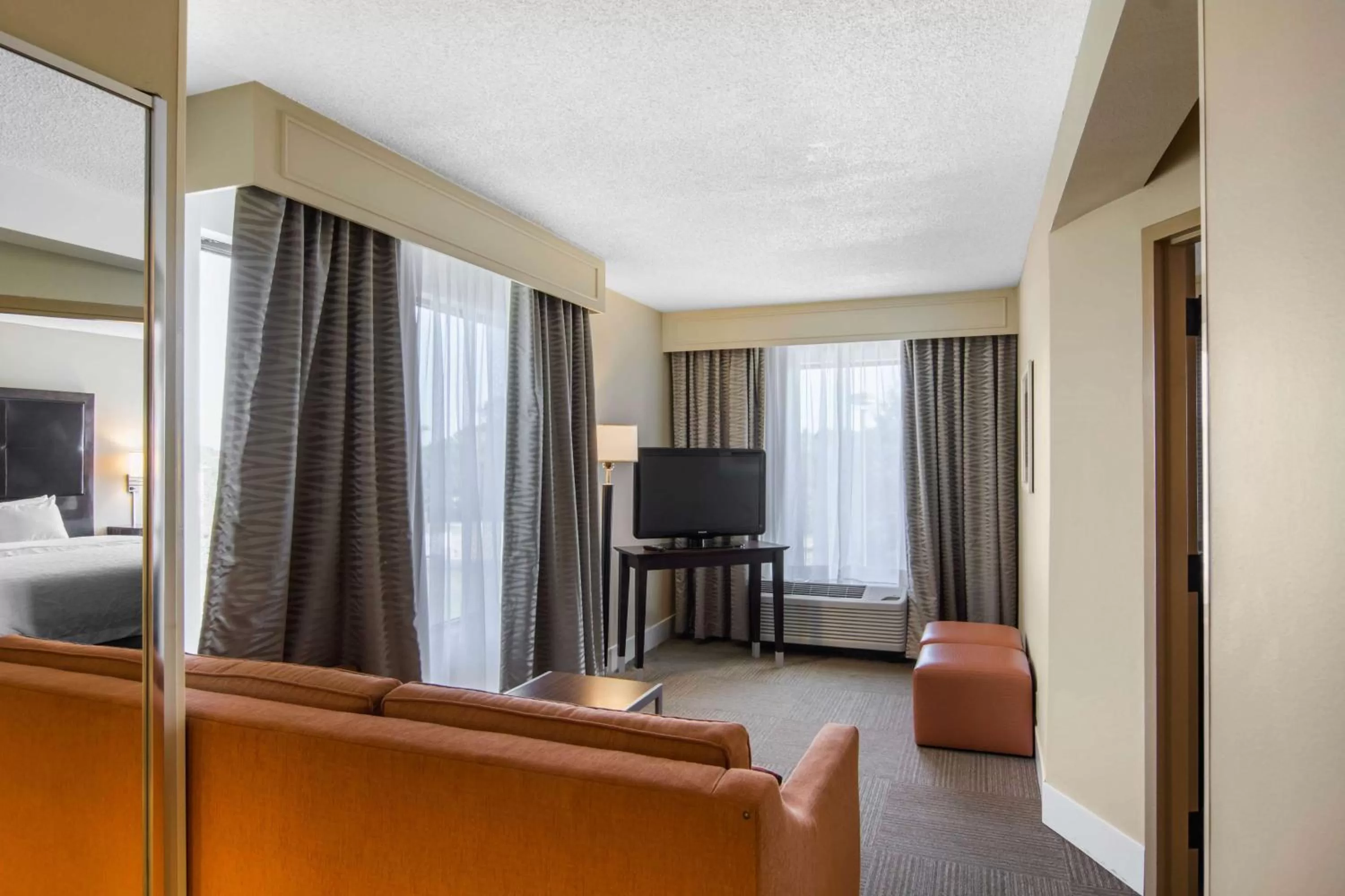 Bed in Hampton Inn South Hill