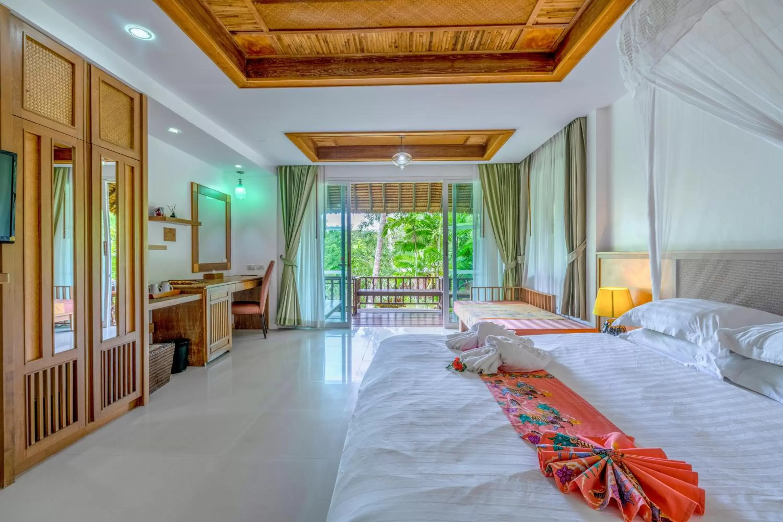 Bed in Ban Sainai Resort- SHA Extra Plus Aonang's Green Resort