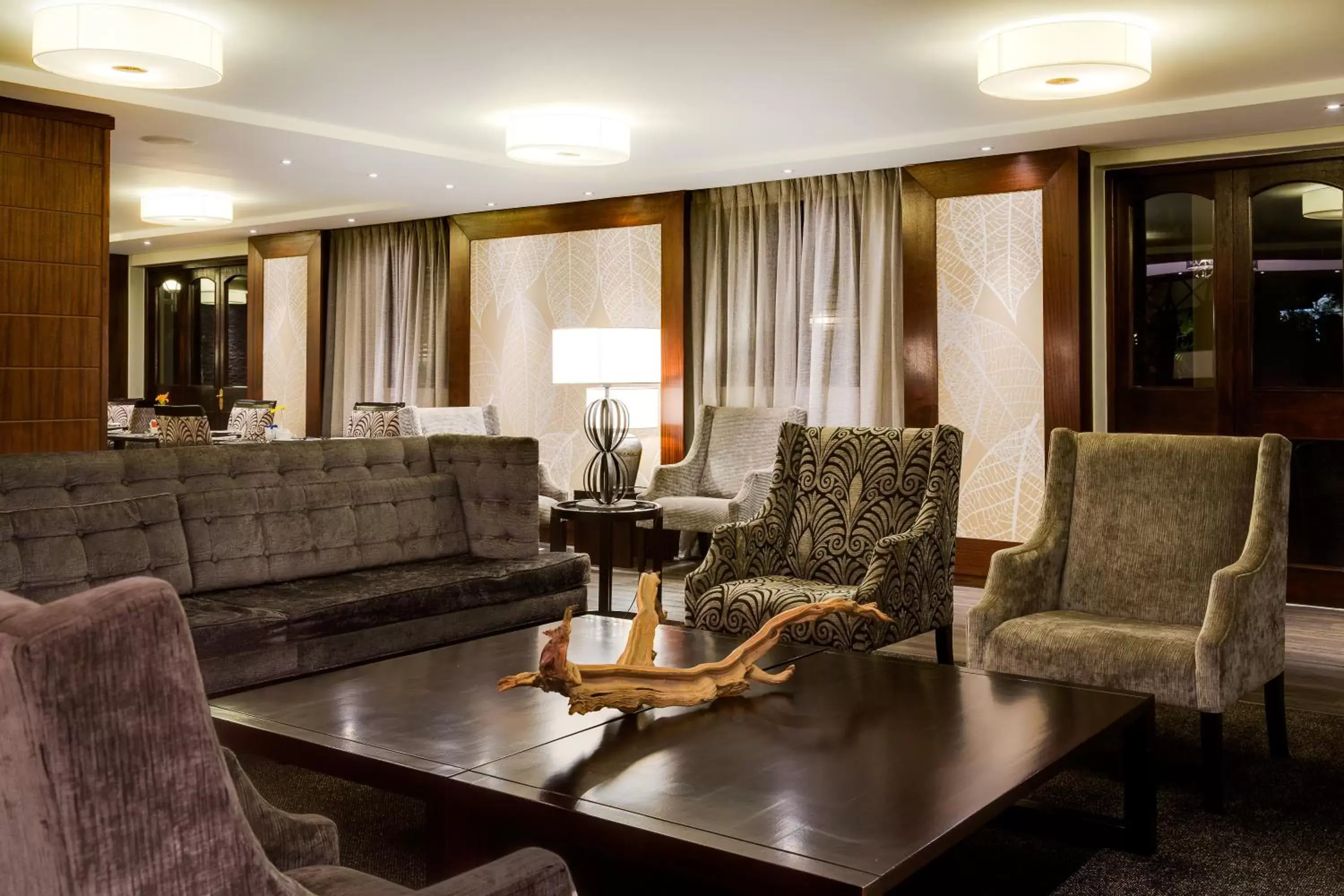 Lounge or bar, Seating Area in ANEW Hotel Witbank Emalahleni