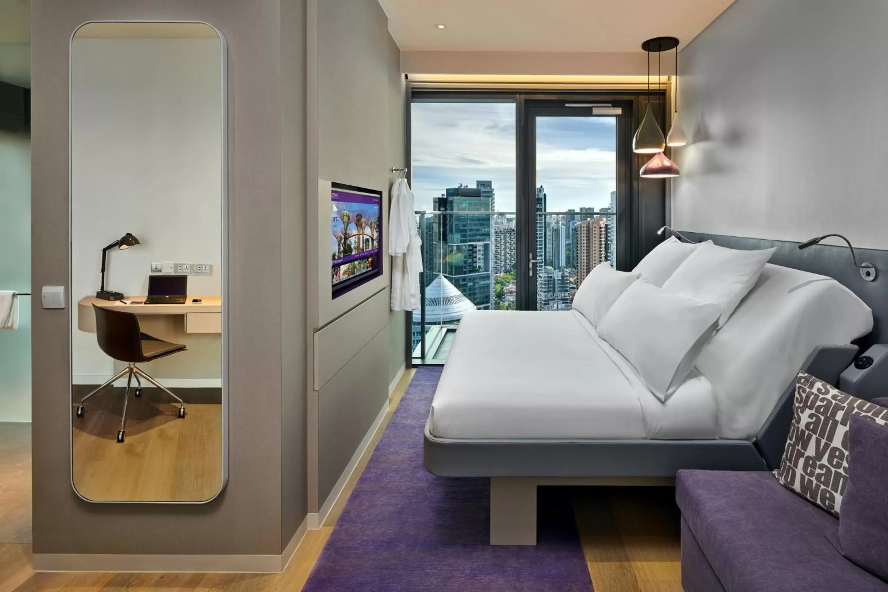 Photo of the whole room in YOTEL Singapore Orchard Road