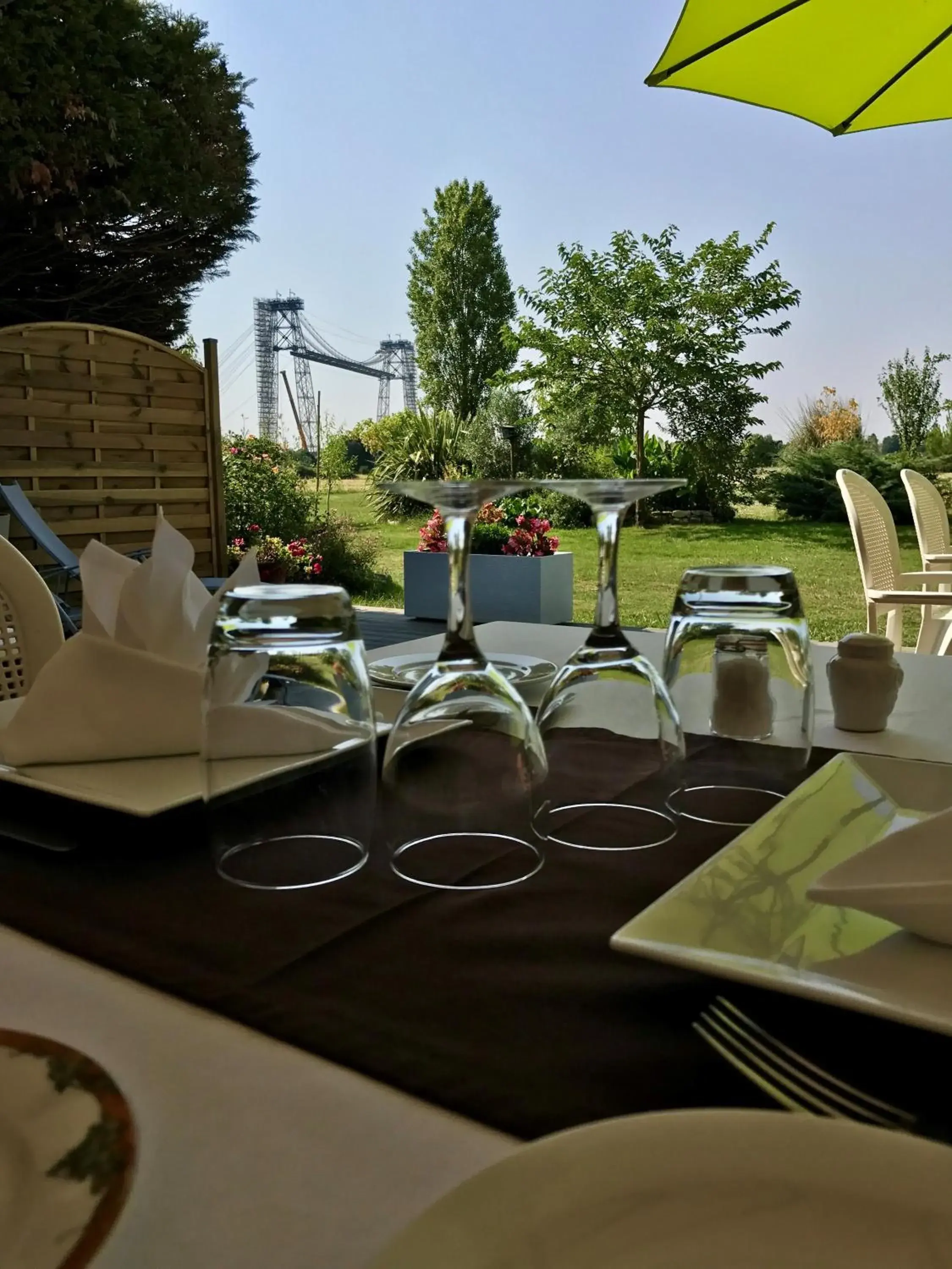Garden, Restaurant/Places to Eat in Logis La Belle Poule