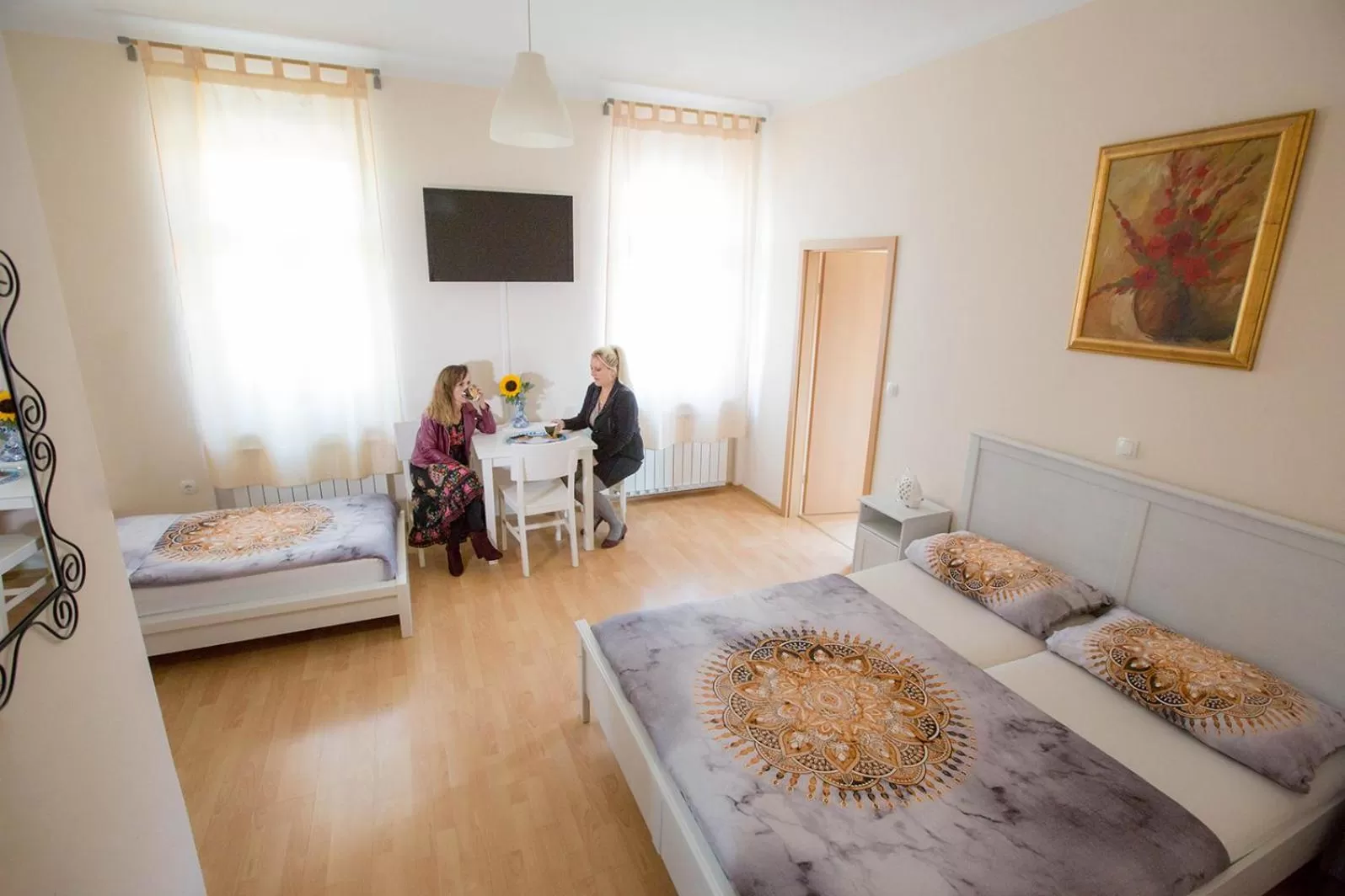 TV and multimedia, Bed in Hostel Sonce