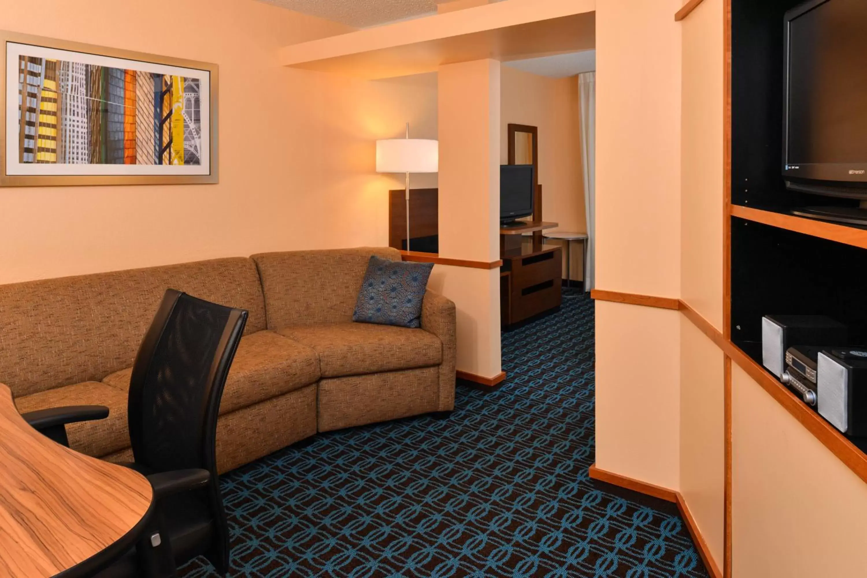 Living room, Seating Area in Fairfield Inn & Suites Cleveland Avon