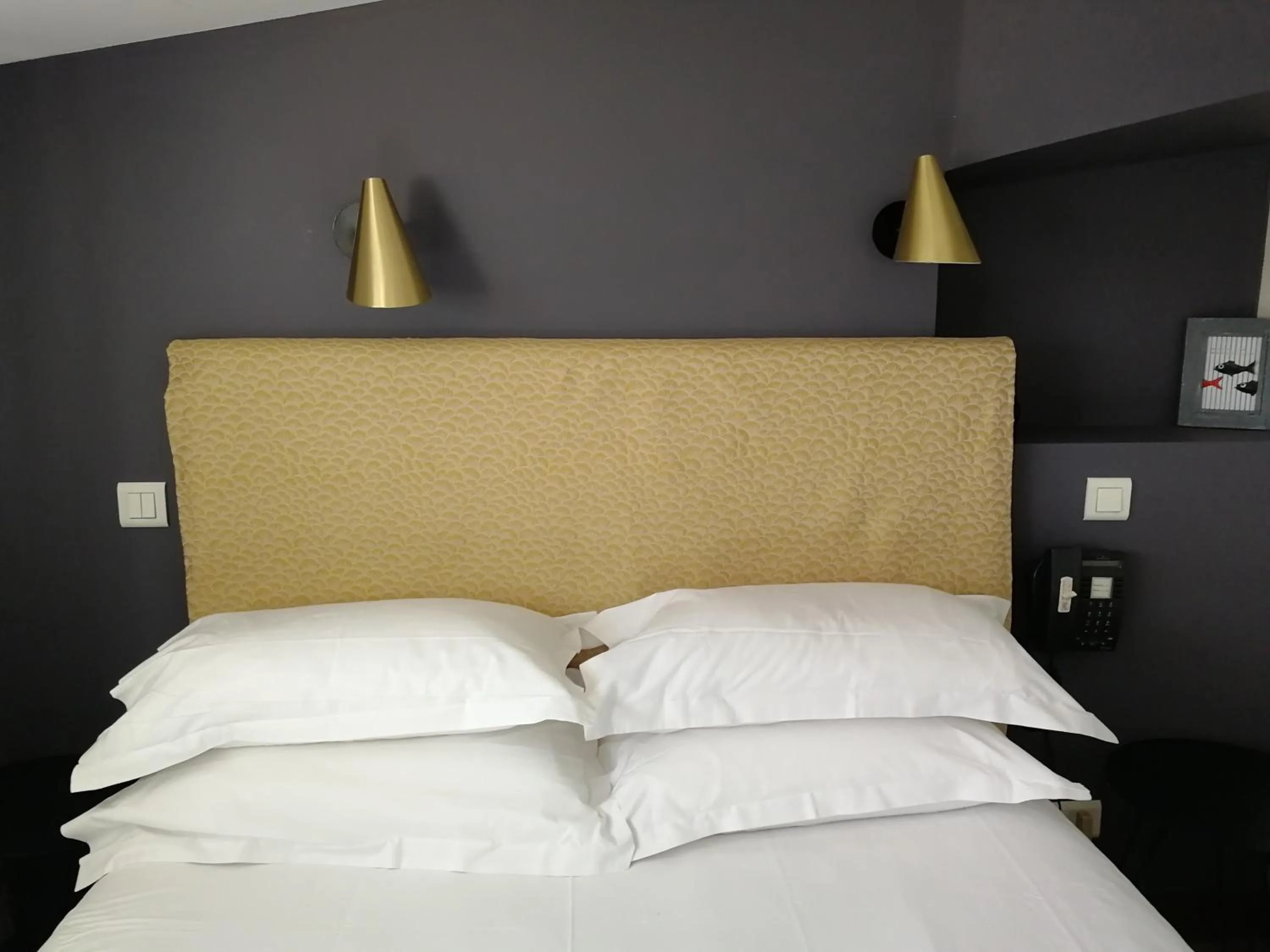 Bed in Hotel Belle-Vue Vieux-Port