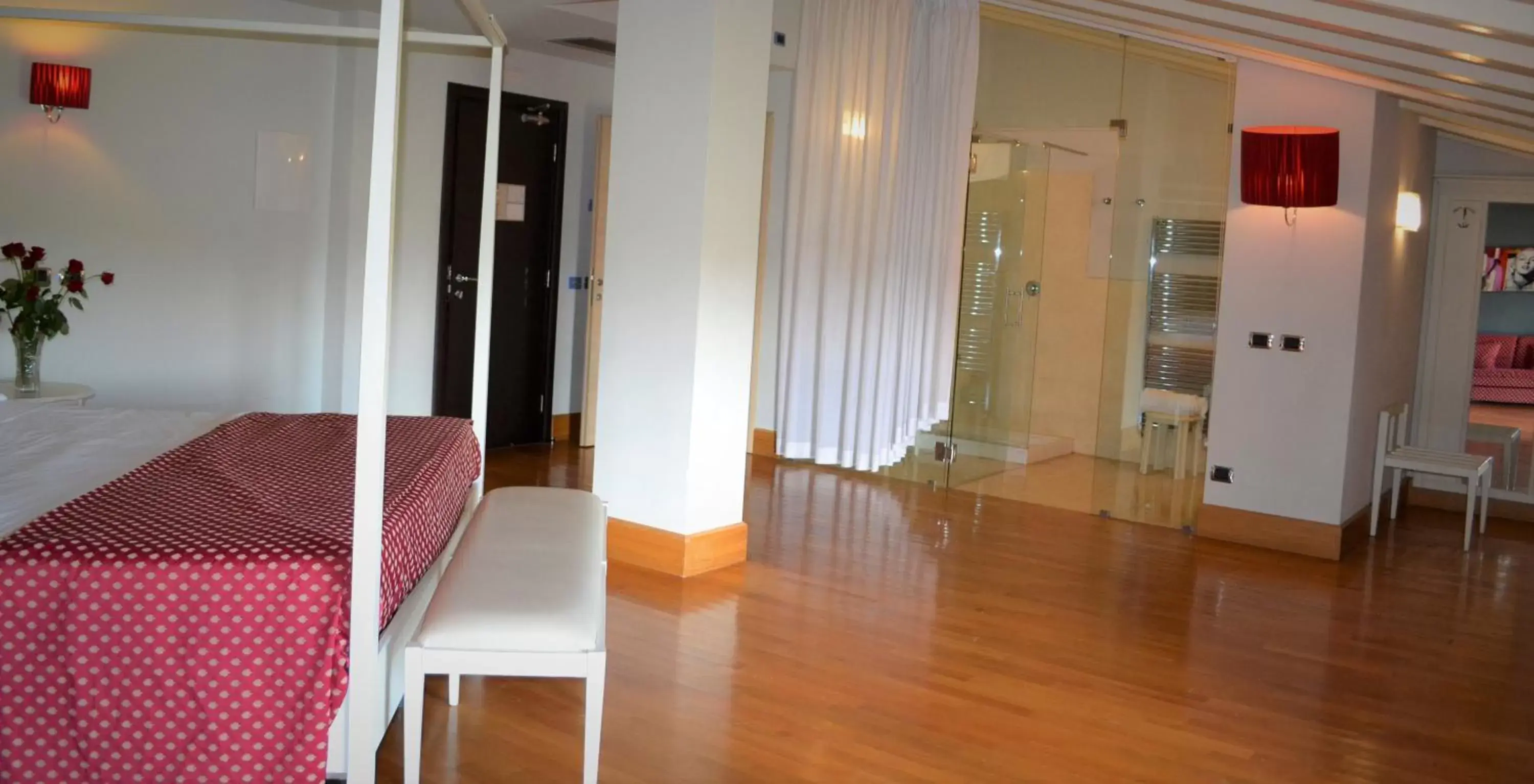 Photo of the whole room, Dining Area in Hotel Fiera Di Brescia