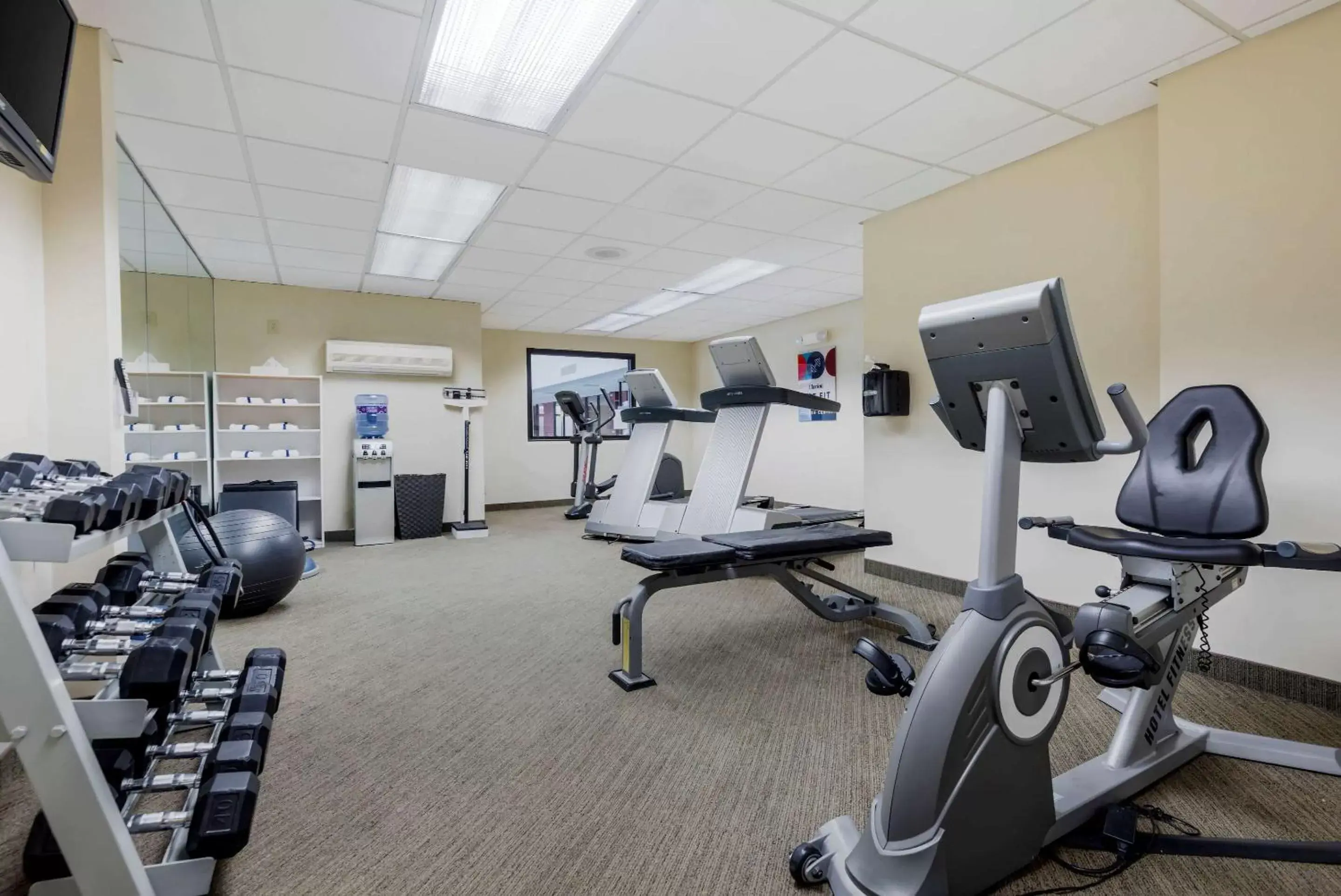 Spa and wellness centre/facilities, Fitness Center/Facilities in Clarion Inn