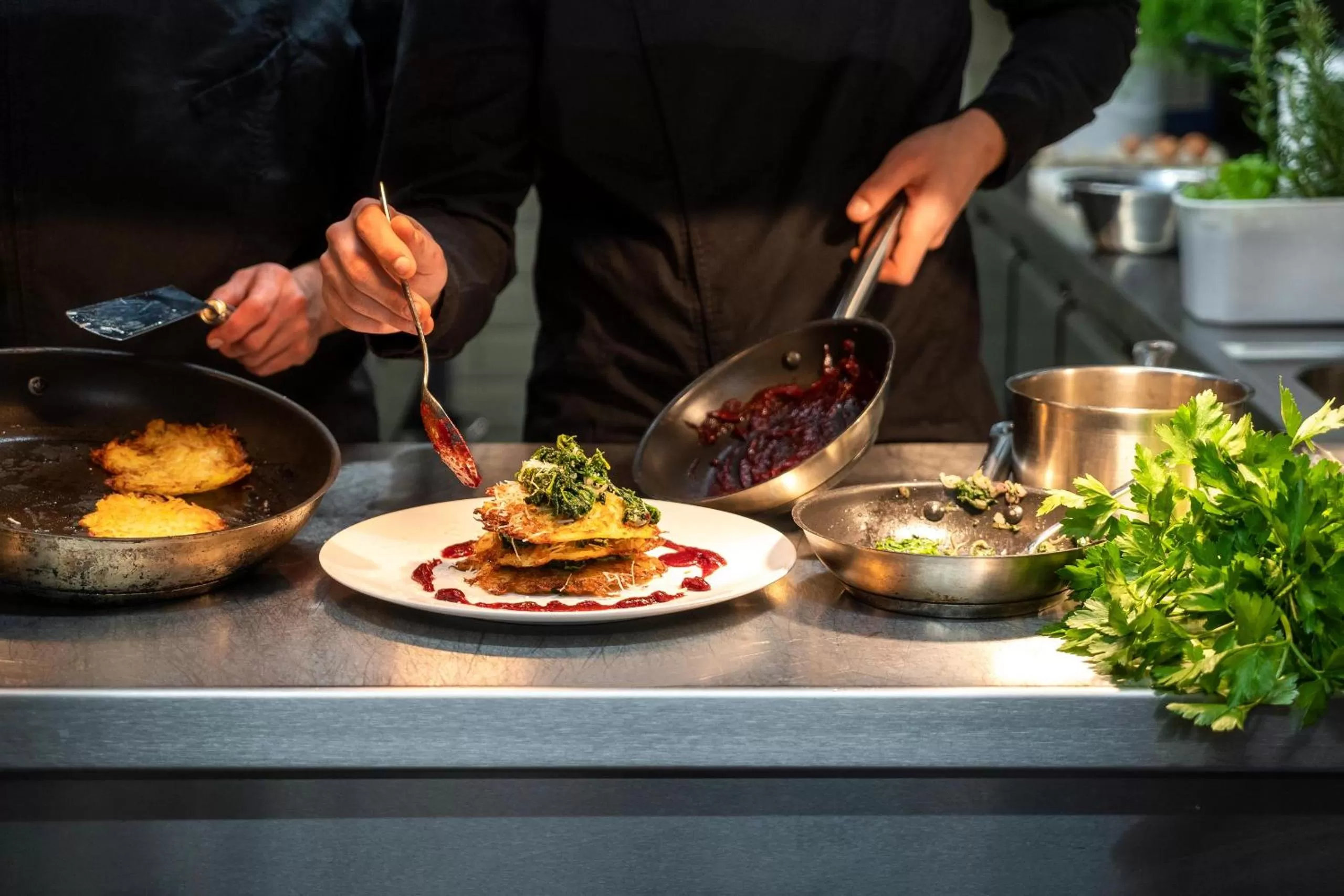 Restaurant/places to eat in Laurichhof