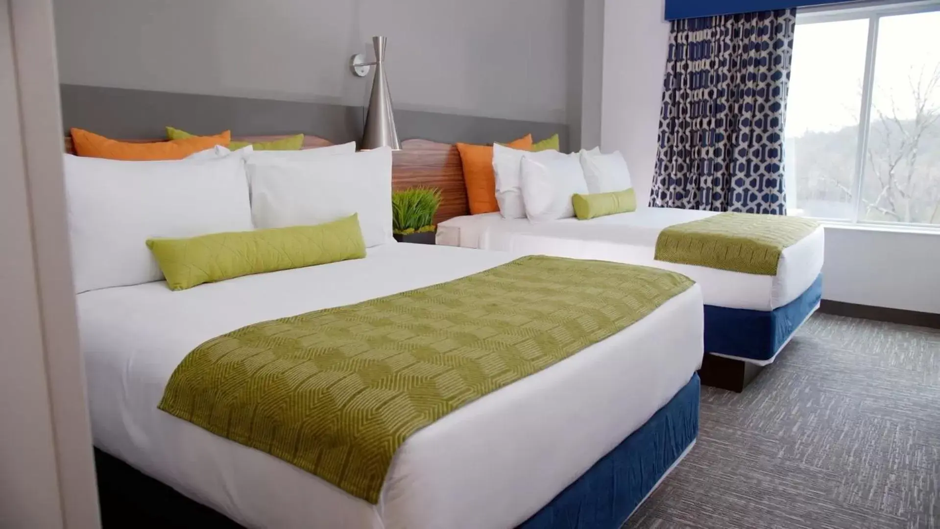 Bedroom, Bed in The Kartrite Resort and Indoor Waterpark Bedroom, Bed in The Kartrite Resort and Indoor Waterpark