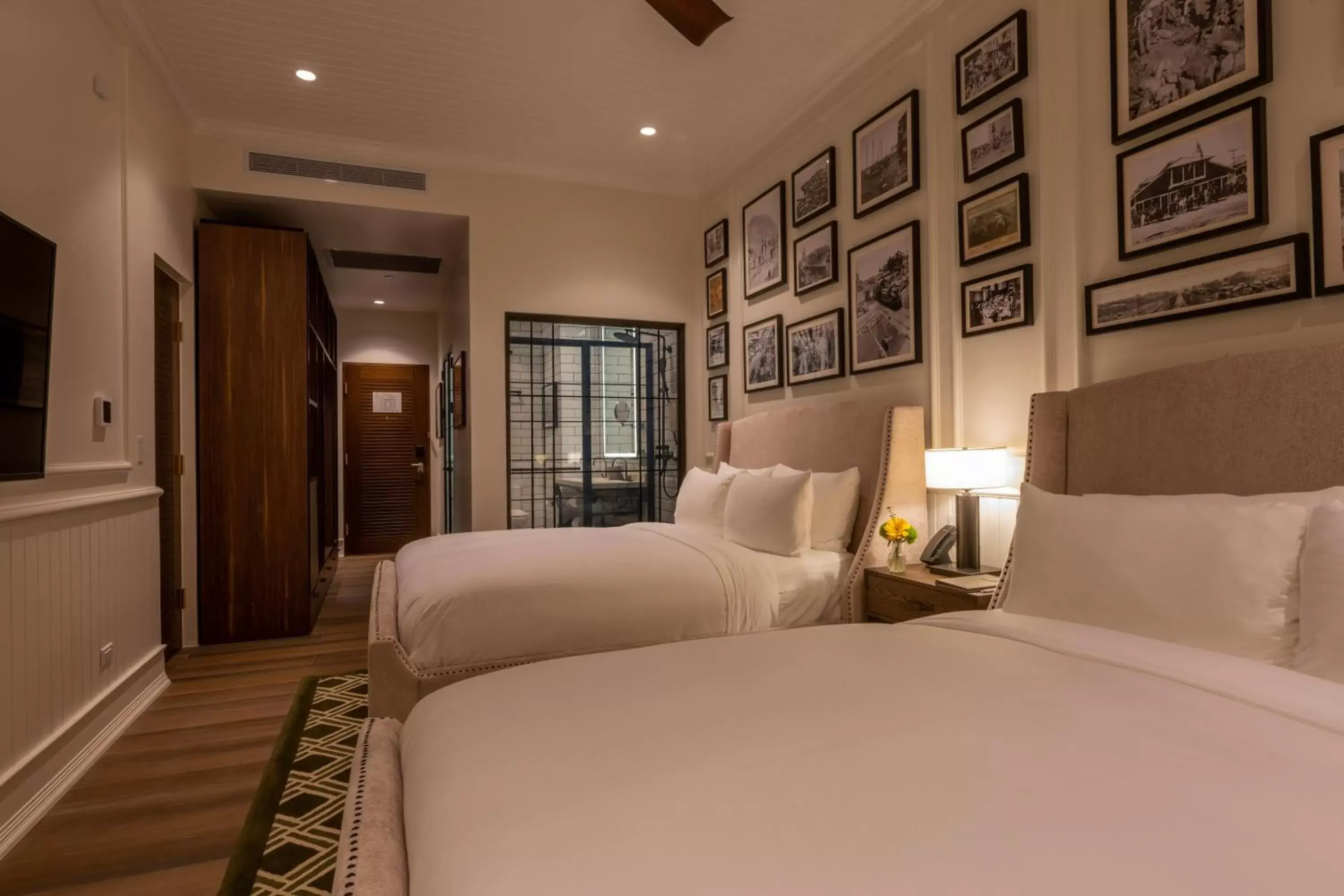 Queen Room with Two Queen Beds and View in Hotel La Compañía Casco Antiguo Queen Room with Two Queen Beds and View in Hotel La Compañía Casco Antiguo