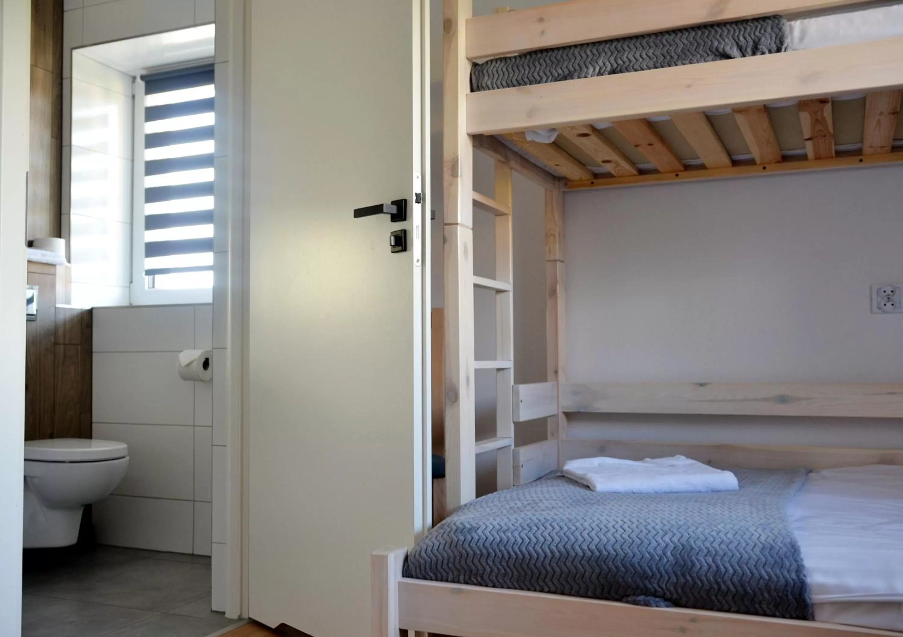 Photo of the whole room, Bed in Willa ŻeglarSki